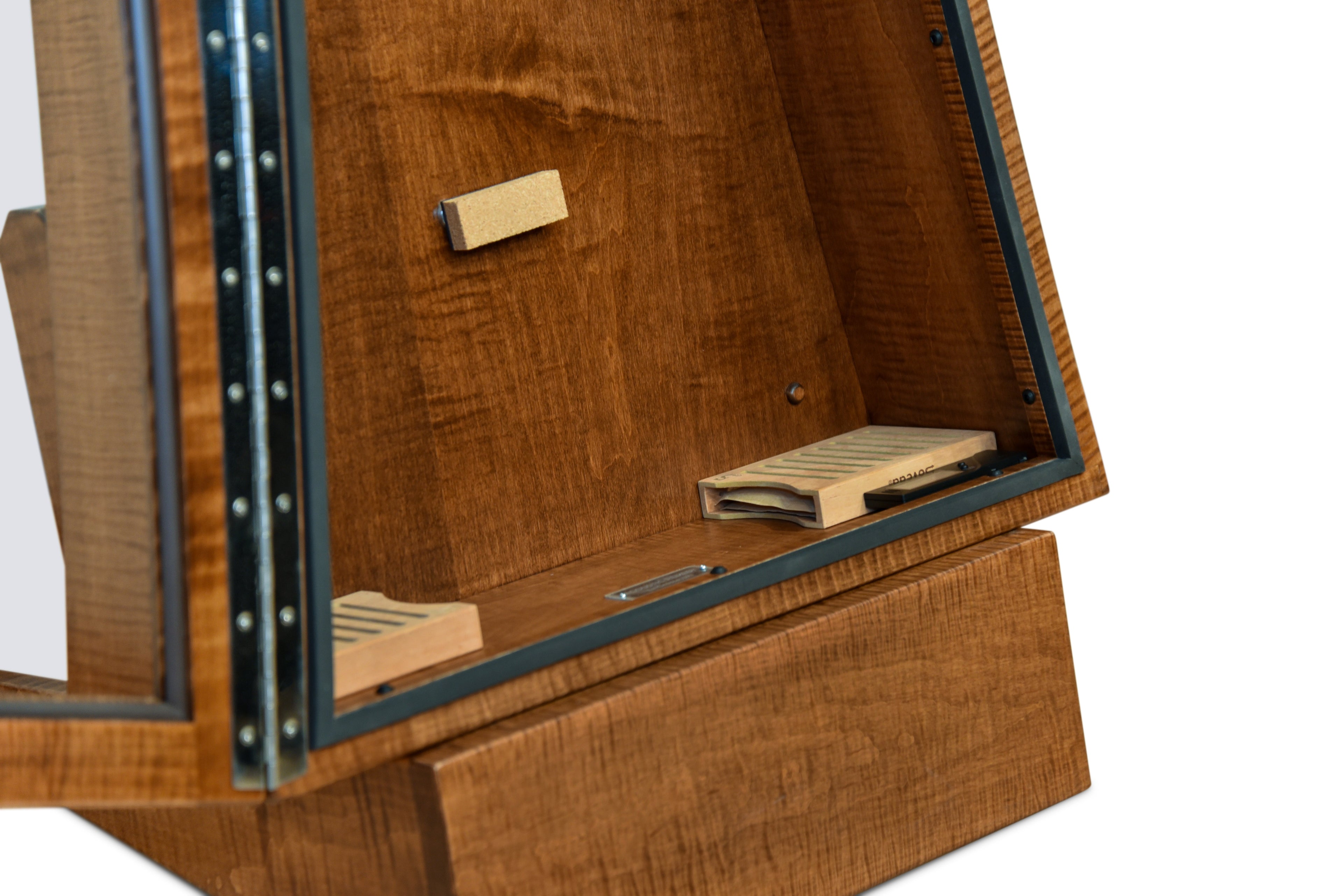 ClimaStand Triangle Humidor with Base - Flamed Maple with Boston Stain Acoustic Remedy Cases
