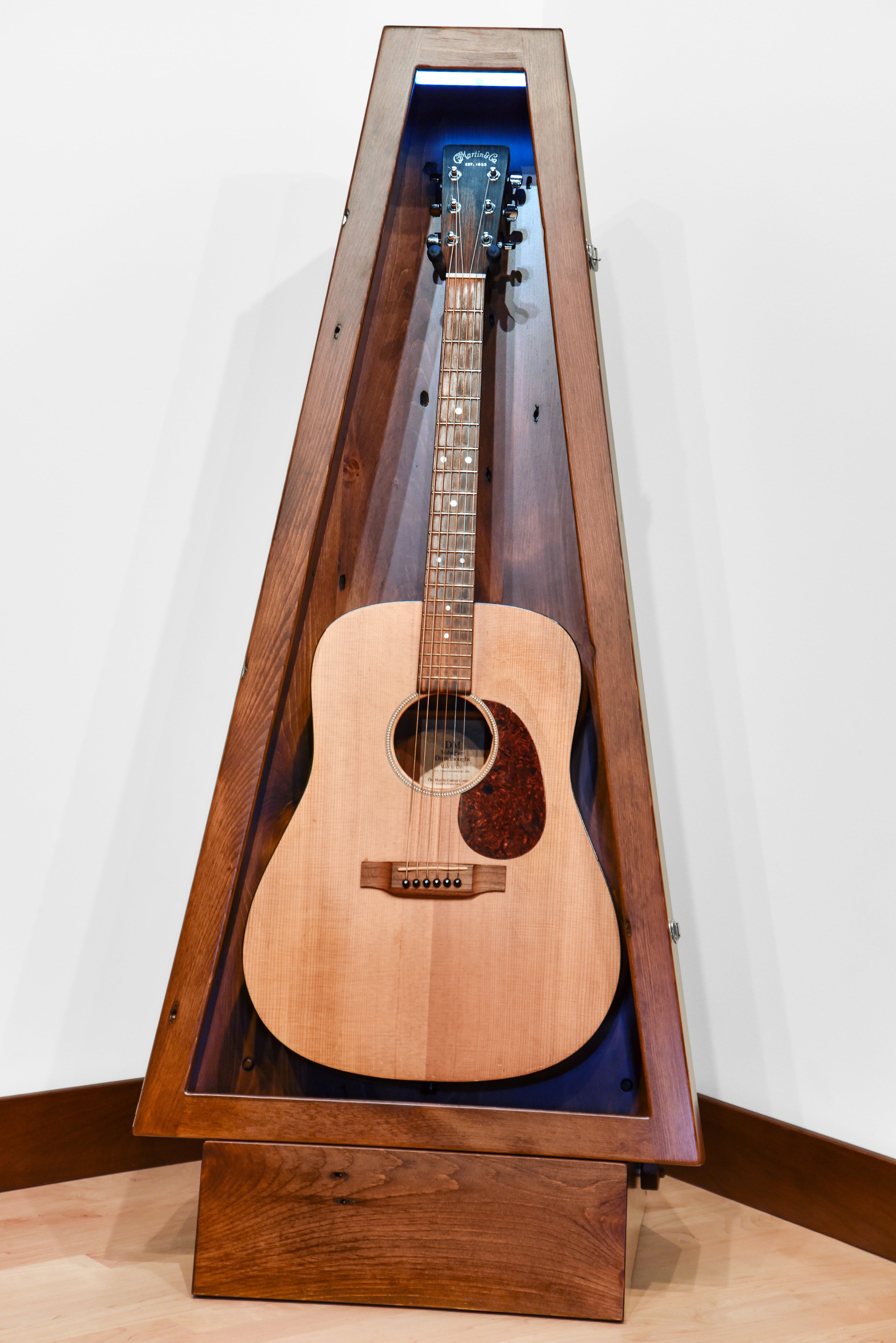 ClimaStand Triangle Humidor with Base - 300 Year Old Reclaimed Wood with Boston Stain Acoustic Remedy Cases