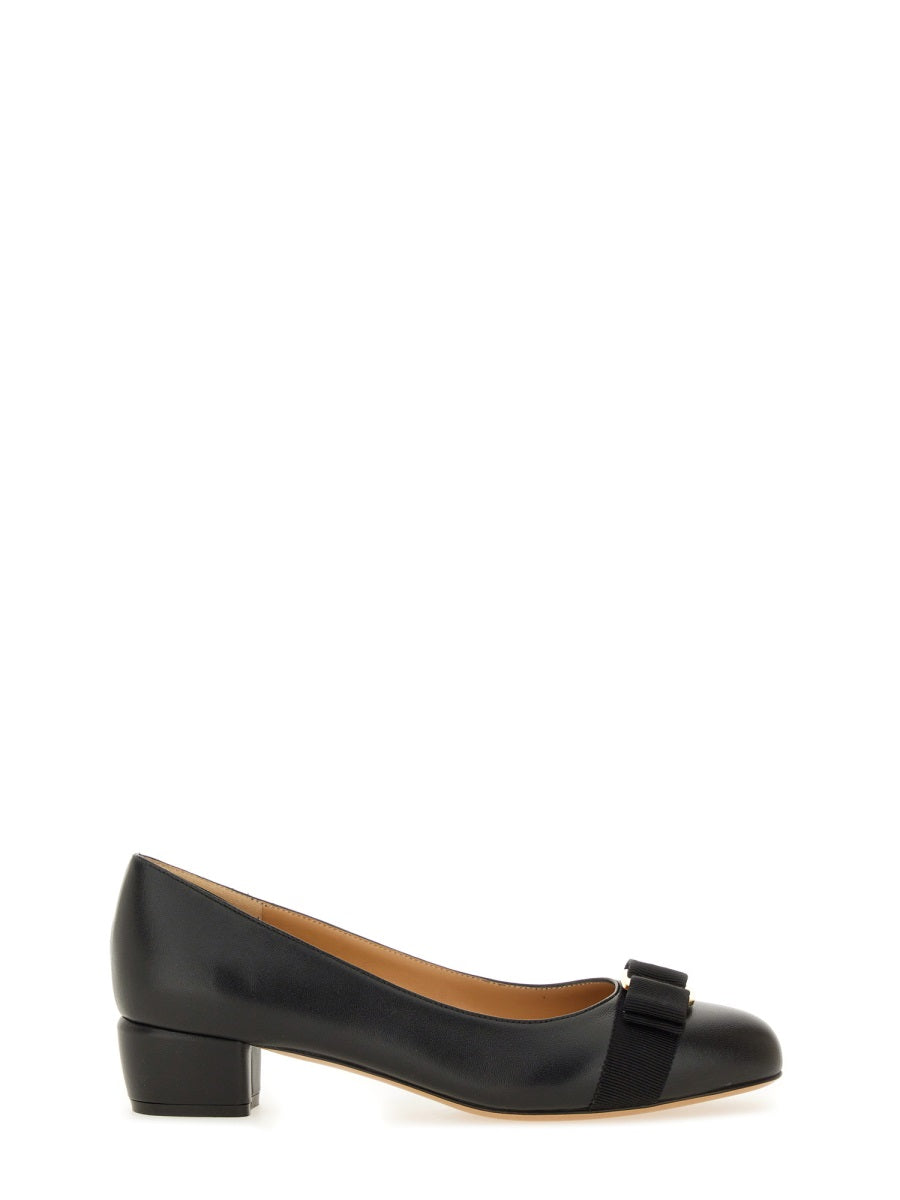 Ferragamo Women Leather "Vara" Shoe Luosophy