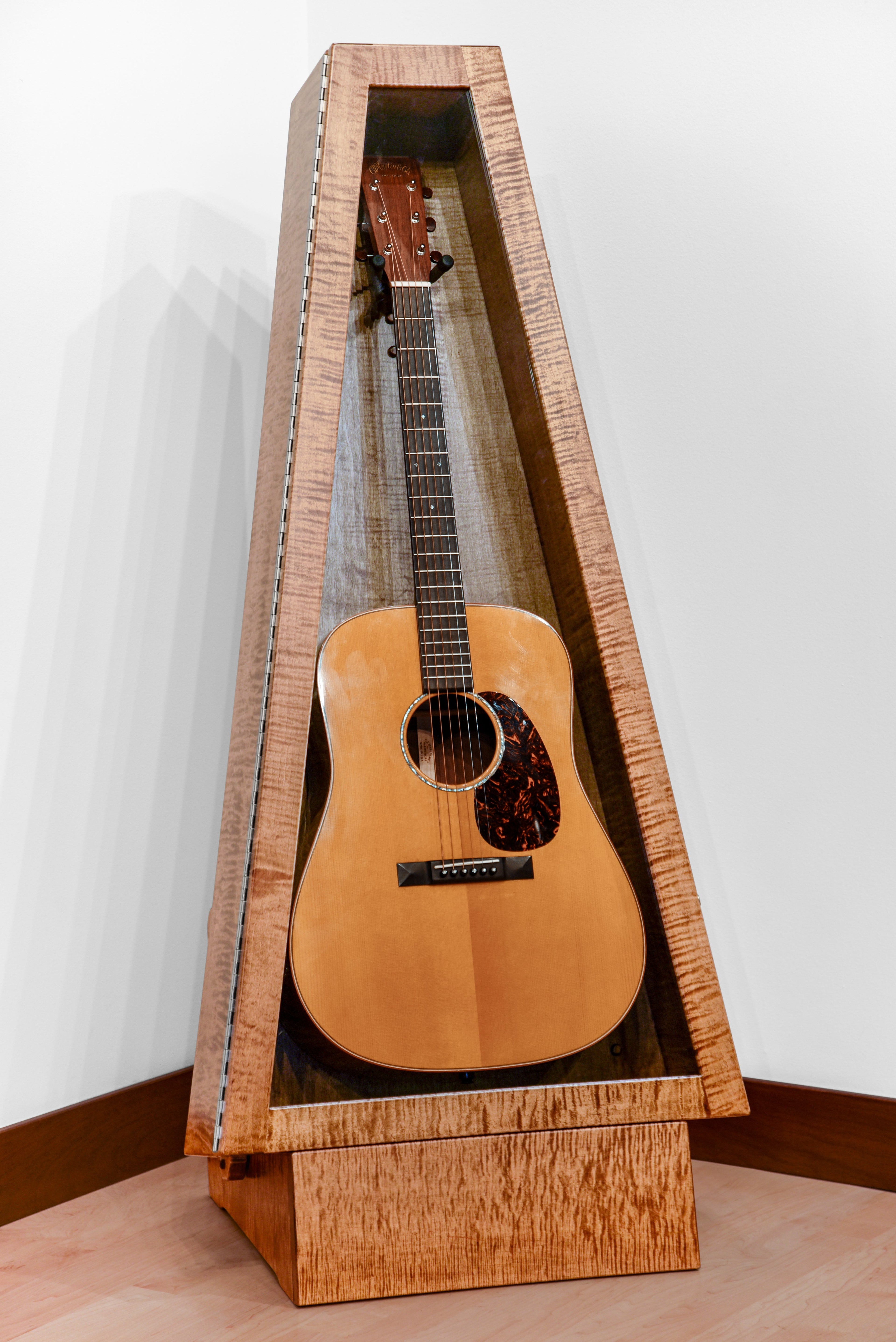 ClimaStand Triangle Humidor with Base - Flamed Maple With Provincial Stain Acoustic Remedy Cases