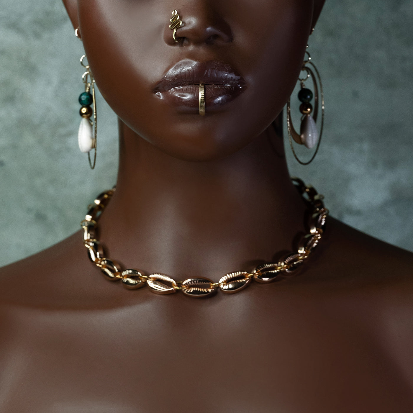 Abundance Choker Adorned In Taji