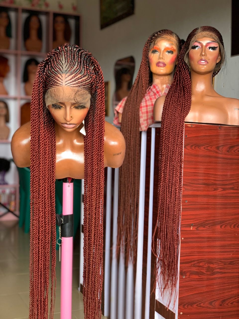 Wig UC HOL stores