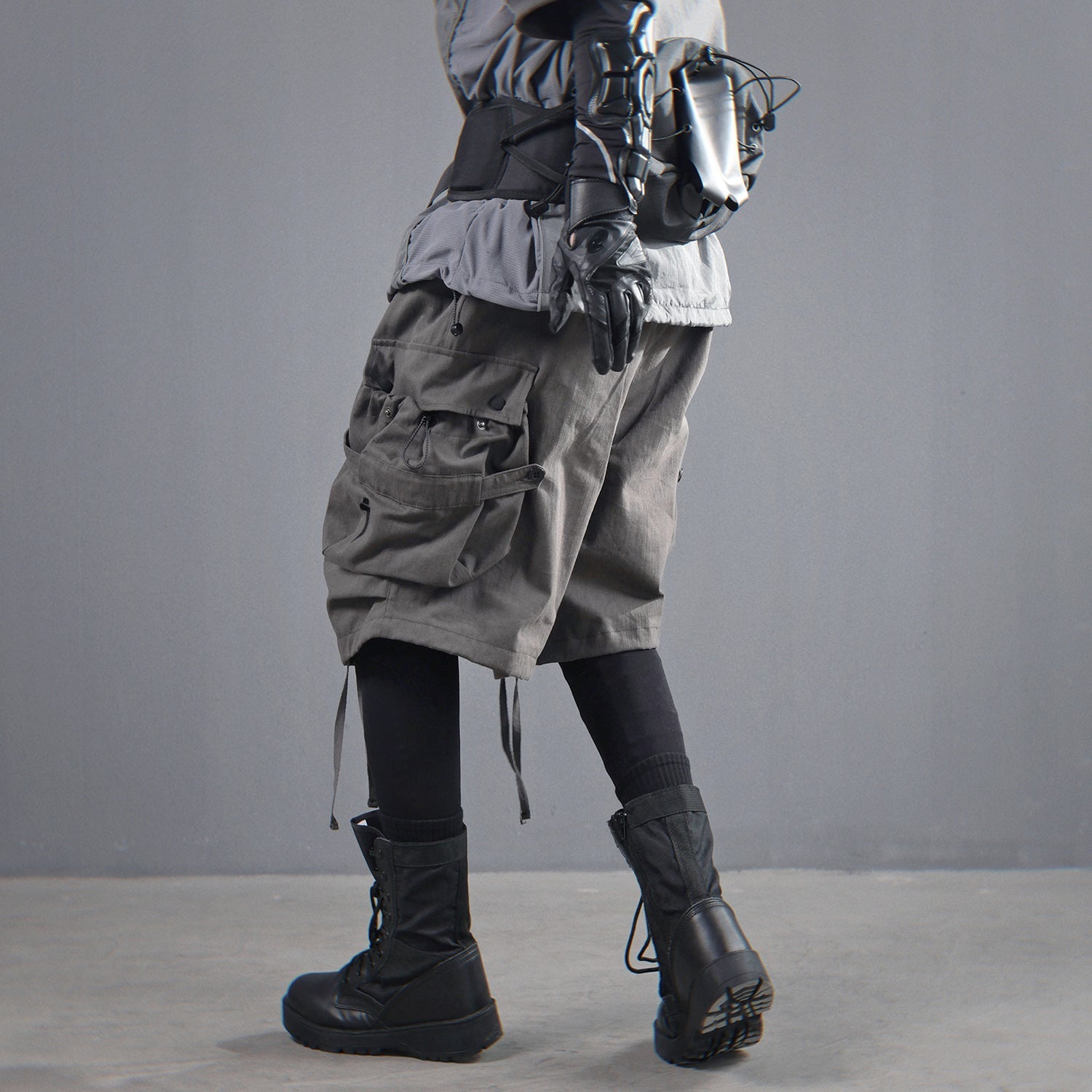 HiS23 I-Tech Cargo Shorts Niepce