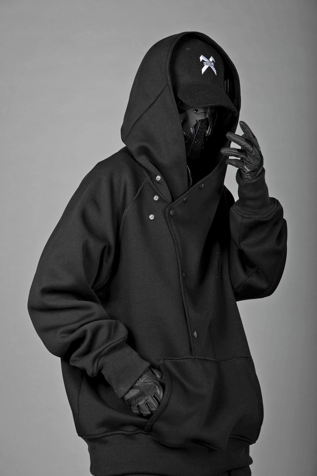 HiH38 Black Layered Hoodie Niepce