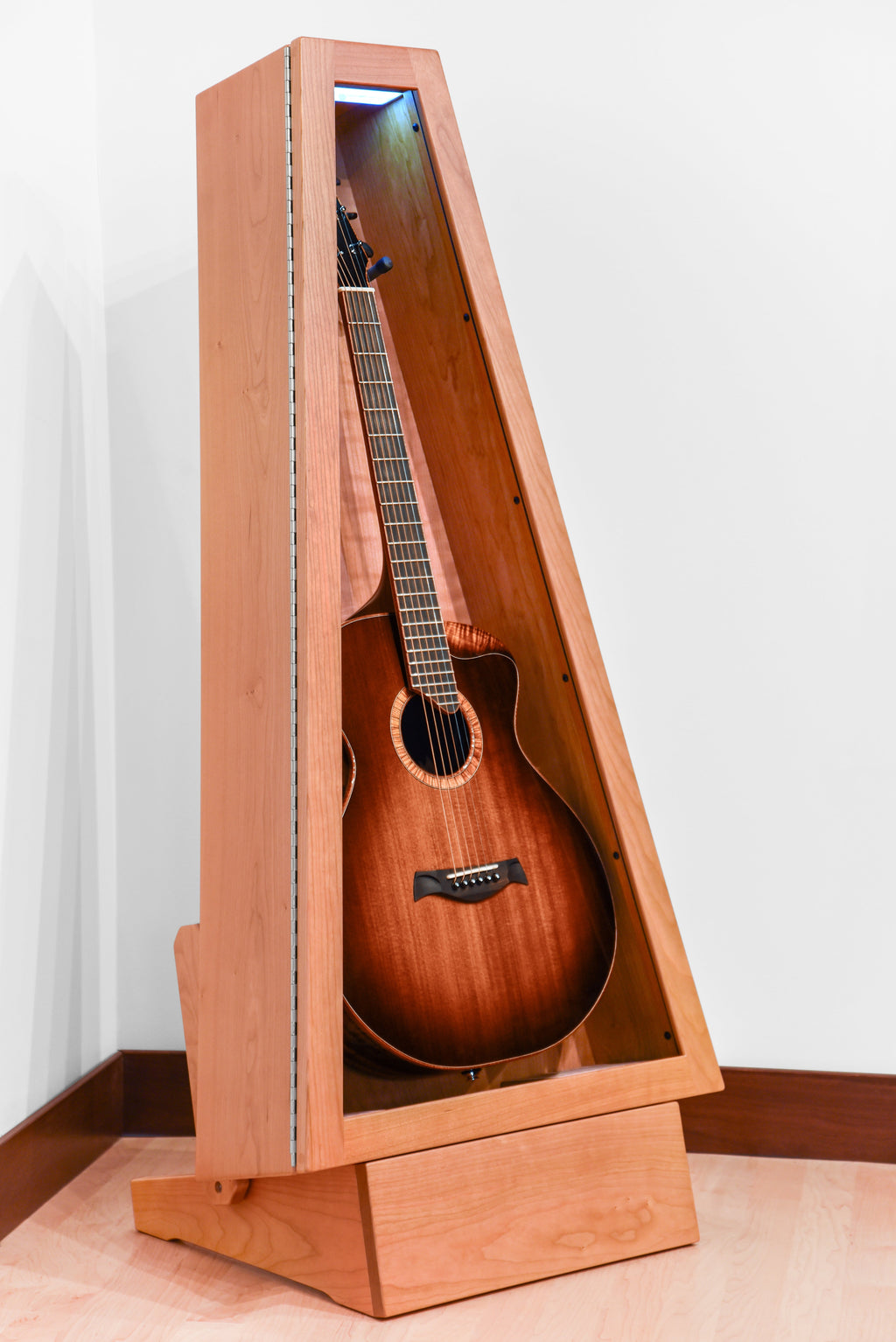 ClimaStand Triangle Humidor with Base - Cherry Acoustic Remedy Cases