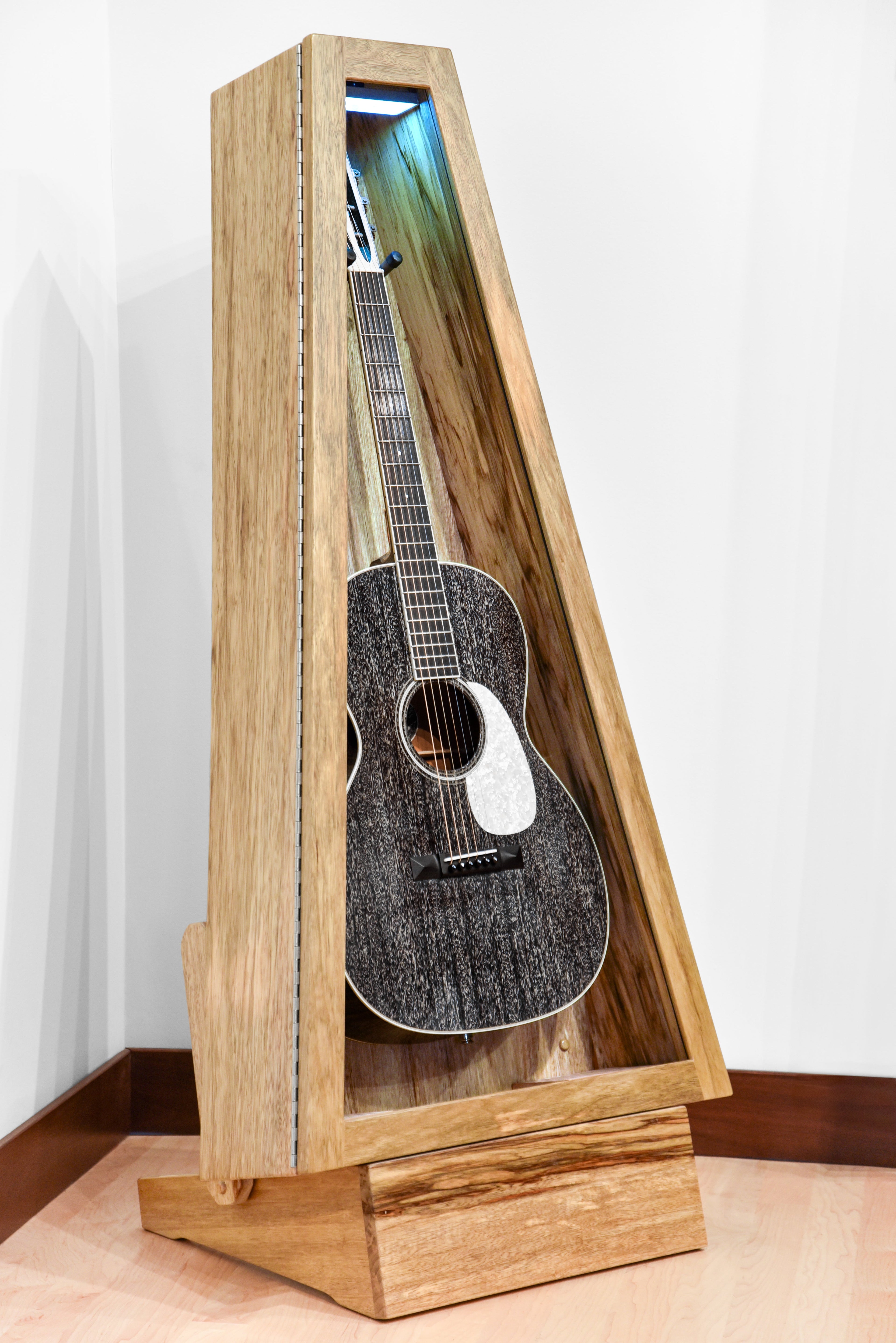 ClimaStand Triangle Humidor with Base - Black Limba Acoustic Remedy Cases