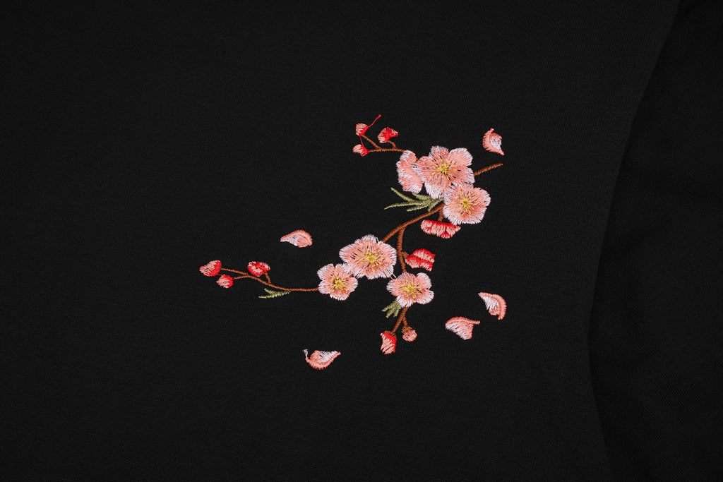 ET516 Sakura Flowers Embroidered Tee Niepce
