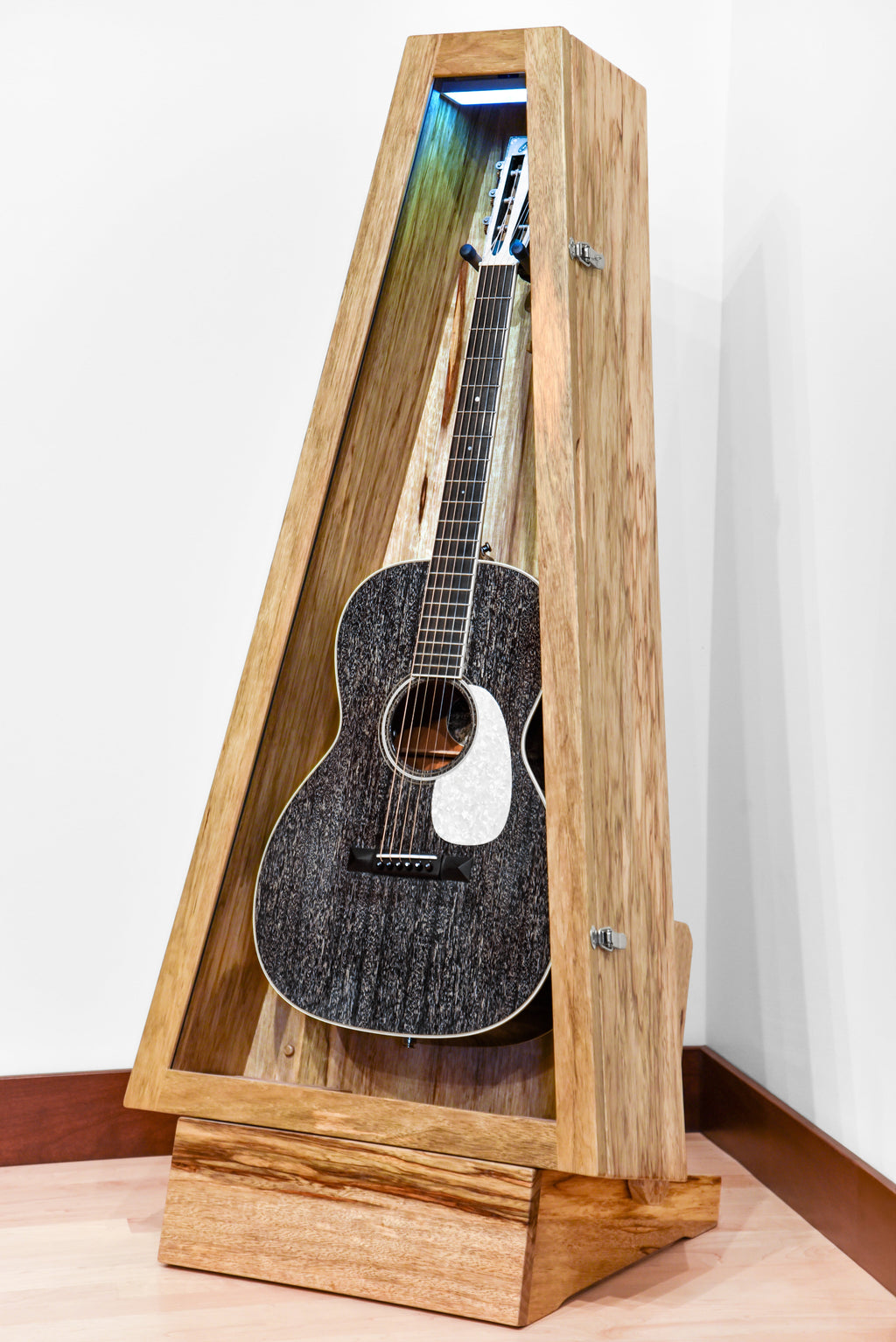 ClimaStand Triangle Humidor with Base - Black Limba Acoustic Remedy Cases