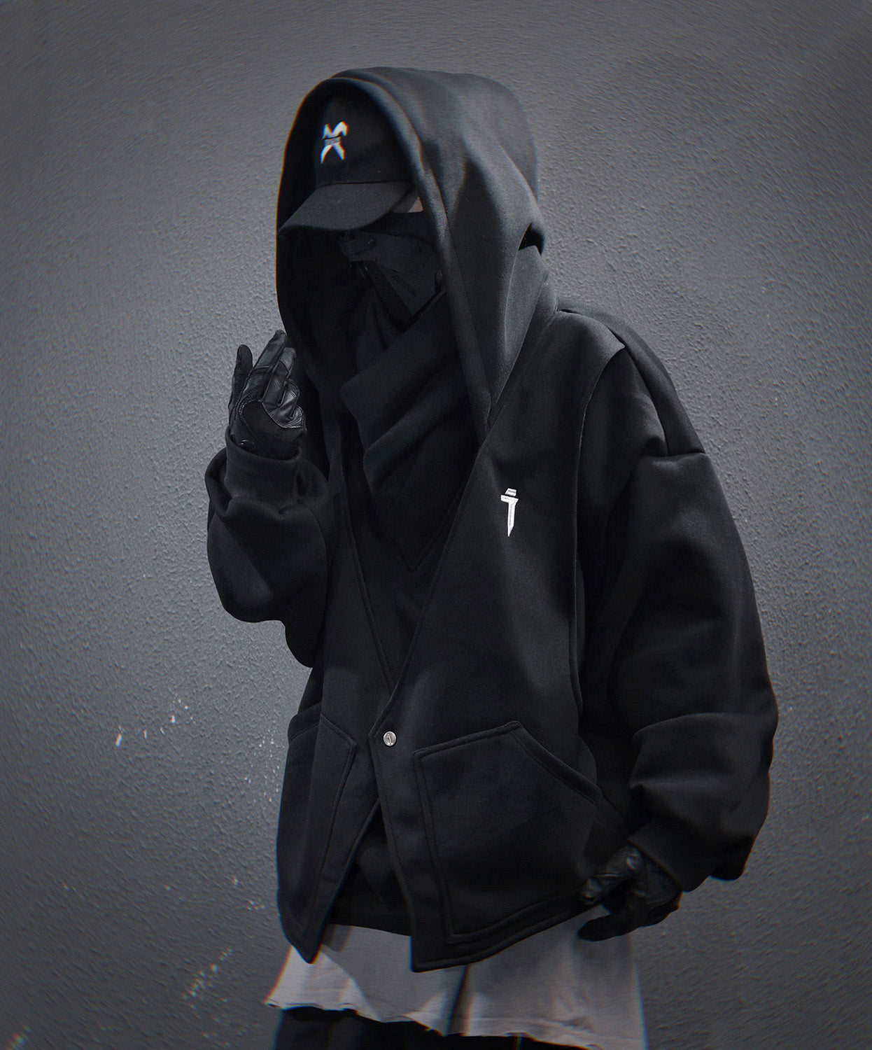 HiH57 Black Assassin Hoodie Niepce