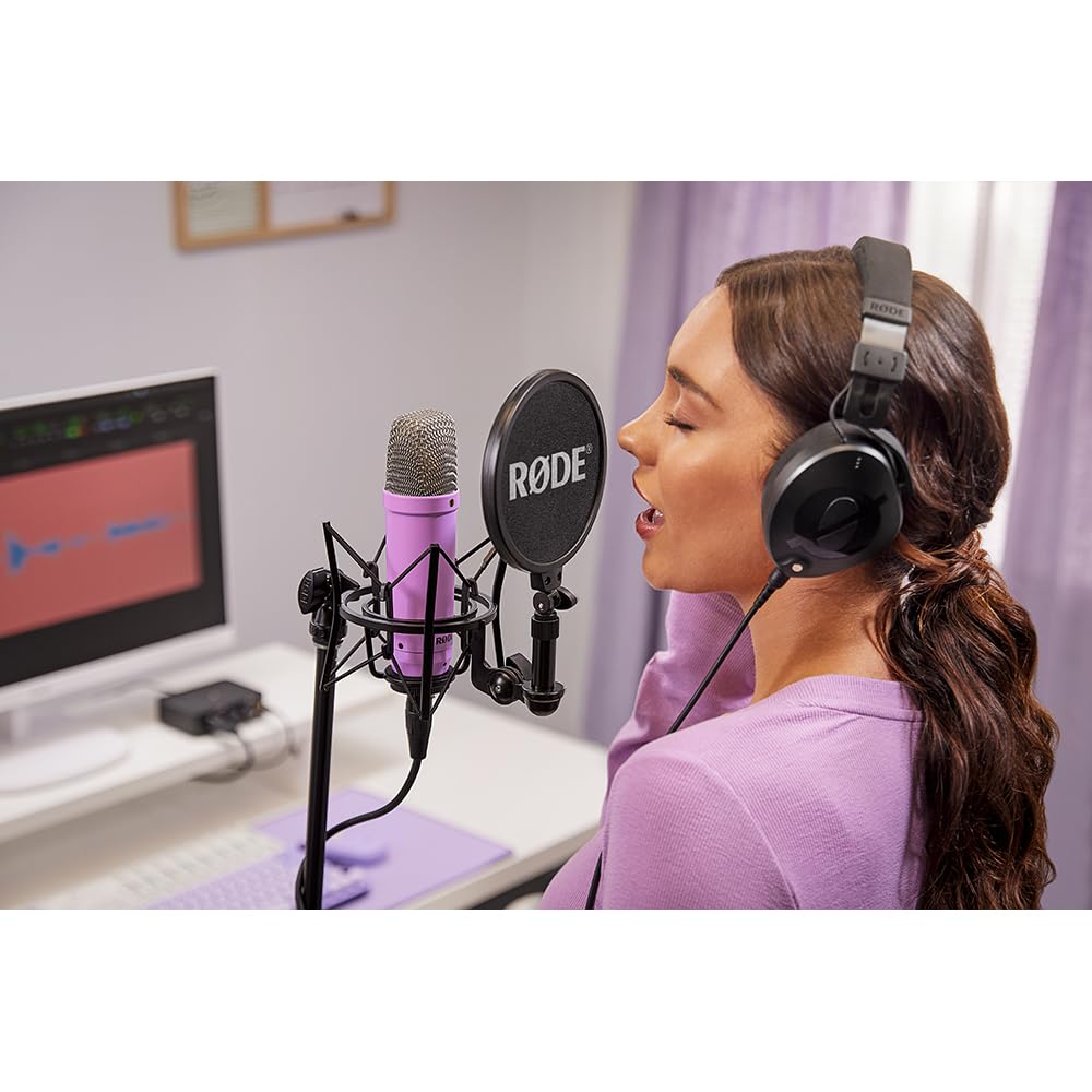 RØDE NT1 Signature Series Condenser Microphone with SM6 Shockmount and Pop Filter - Black MindFreakArtistry