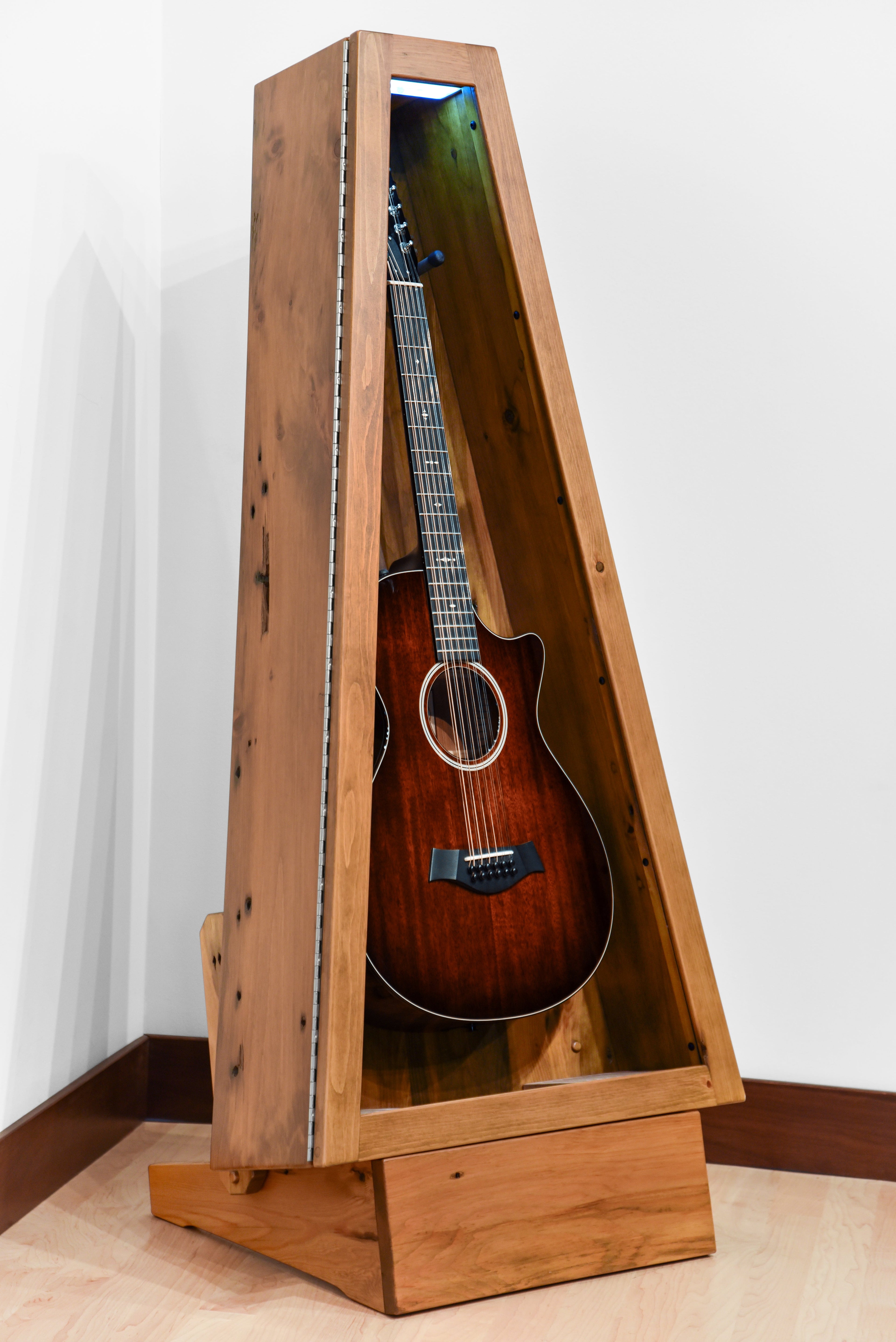 ClimaStand Triangle Humidor with Base - 300 Year Old Reclaimed Wood with Sealy Stain Acoustic Remedy Cases