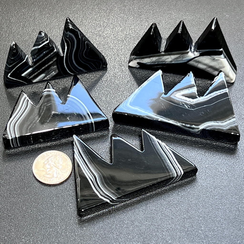 Black Banded Agate Crystal Mountain Shape Carving Gemstone Decor Amazing Crystals