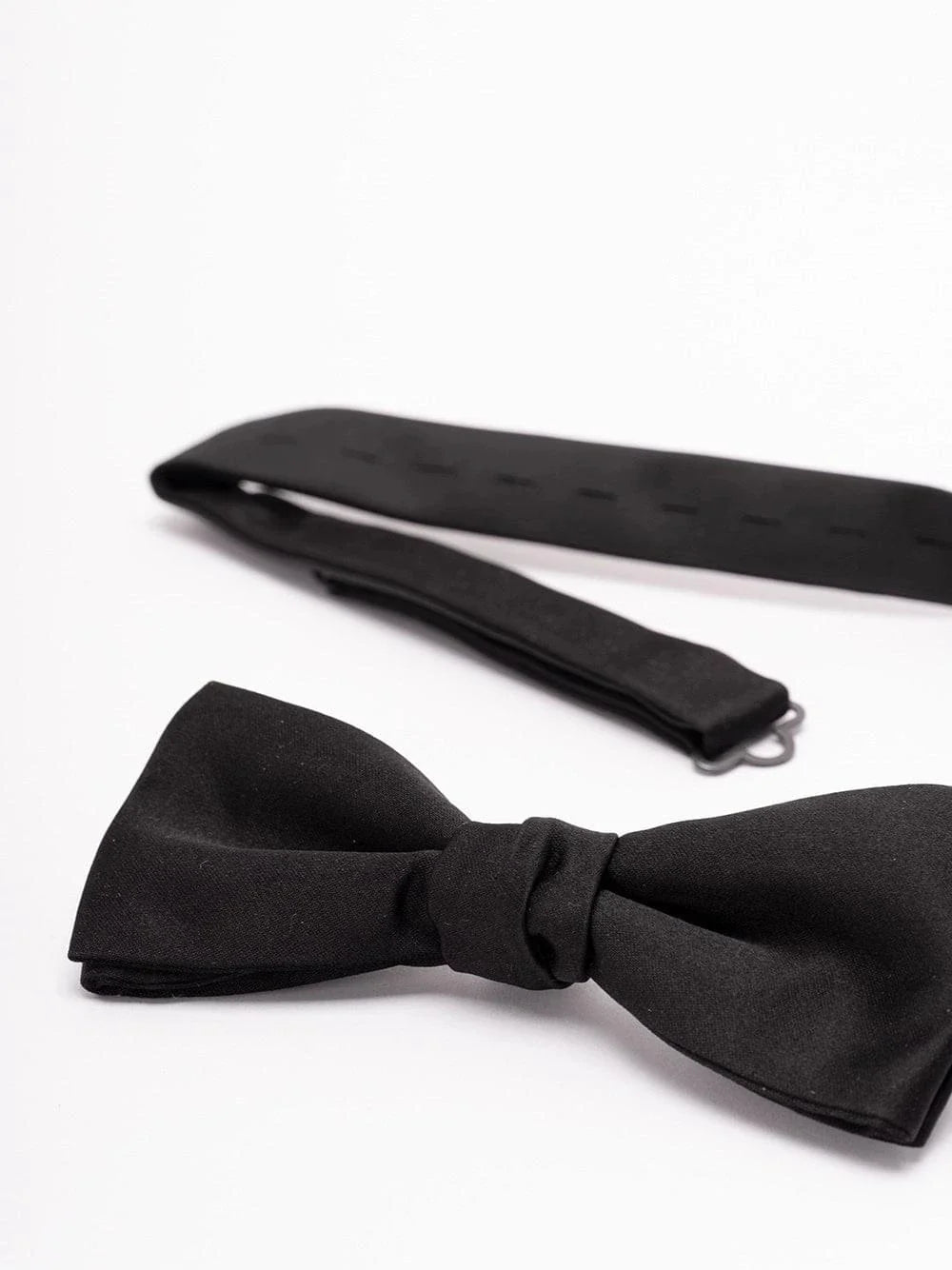 Saint Laurent Men `Yves` Bow Tie Luosophy