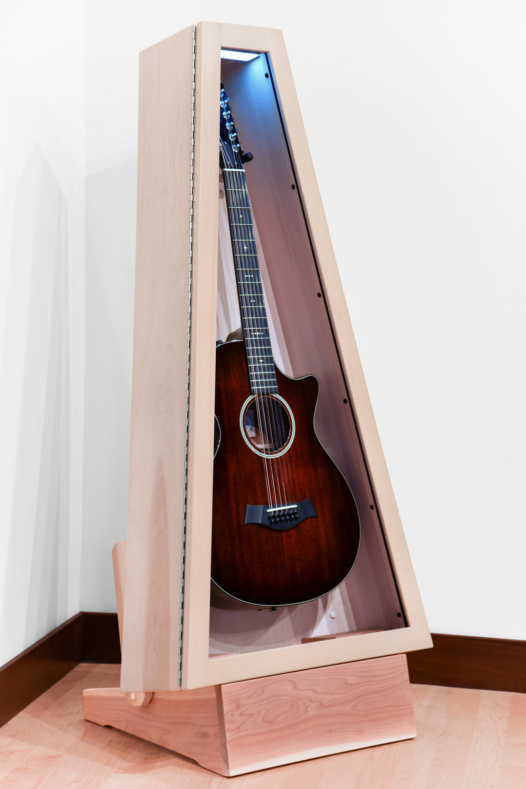ClimaStand Triangle Humidor with Base - Birch with Campbell White Stain Acoustic Remedy Cases