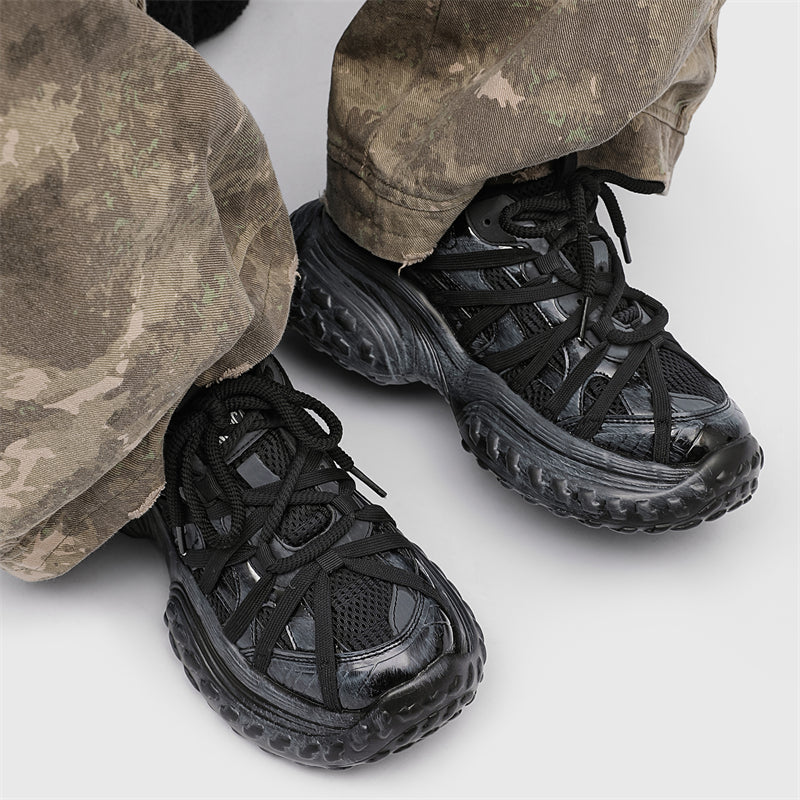 S8888 Black Tire Sneakers Niepce