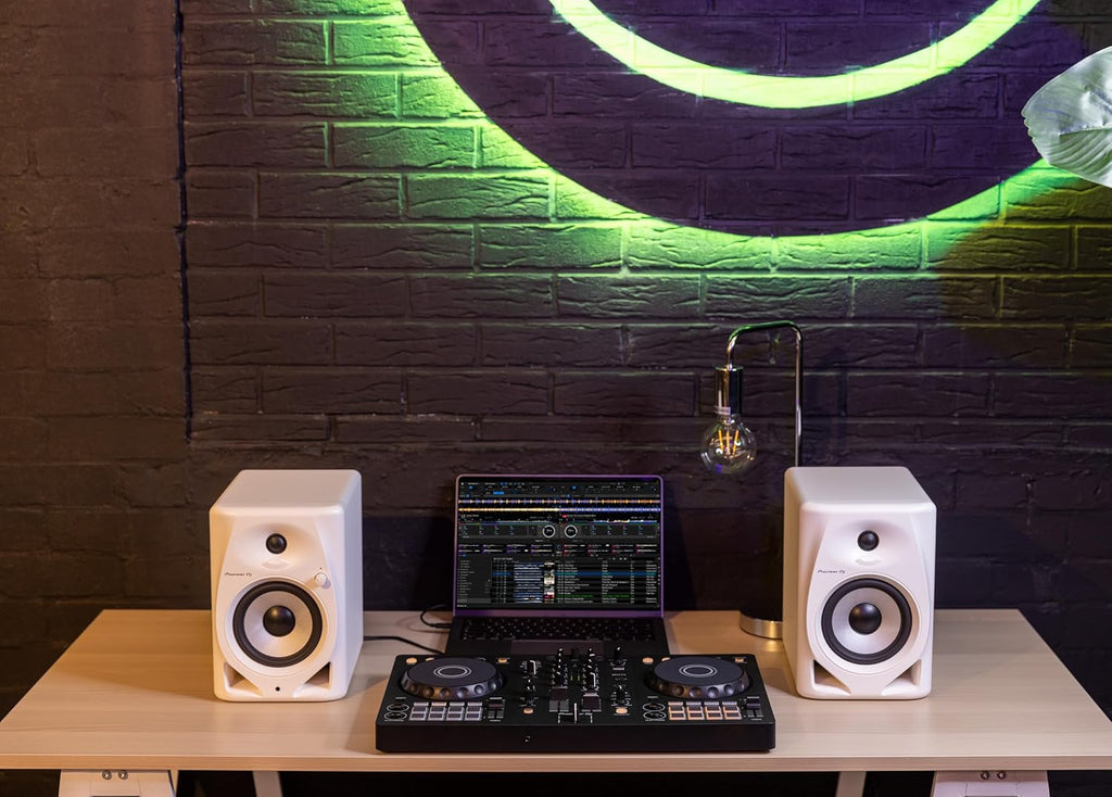 Pioneer DJ DDJ-FLX4 2-deck rekordbox and Serato DJ Controller - Graphite MindFreakArtistry