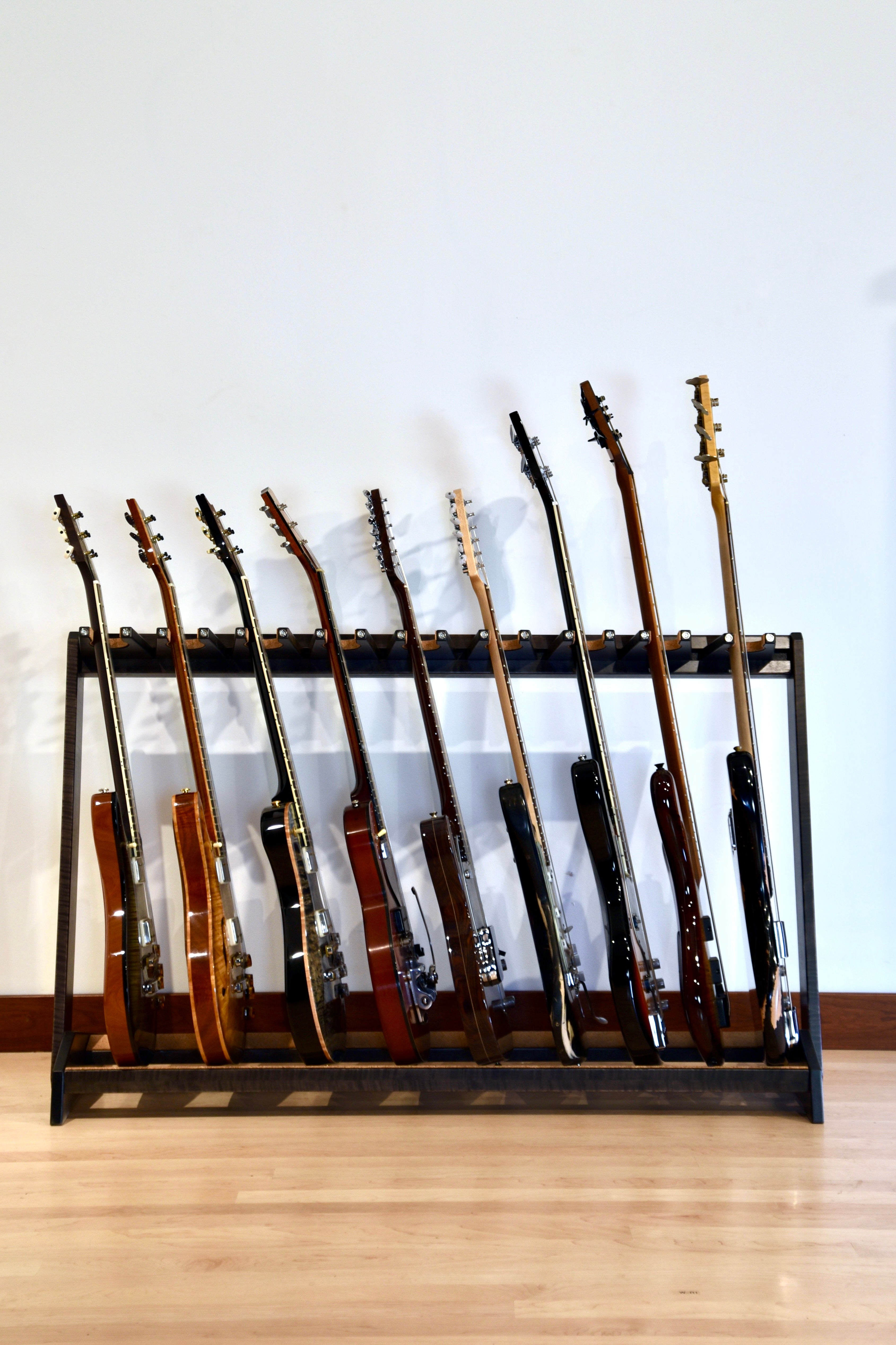 Traditional StringRack - Flamed Maple - Charcoal Acoustic Remedy Cases