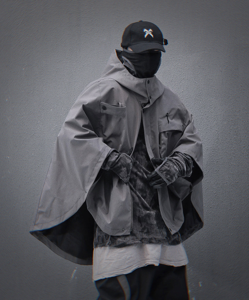 HiJ40 Grey I-Tech Poncho Niepce