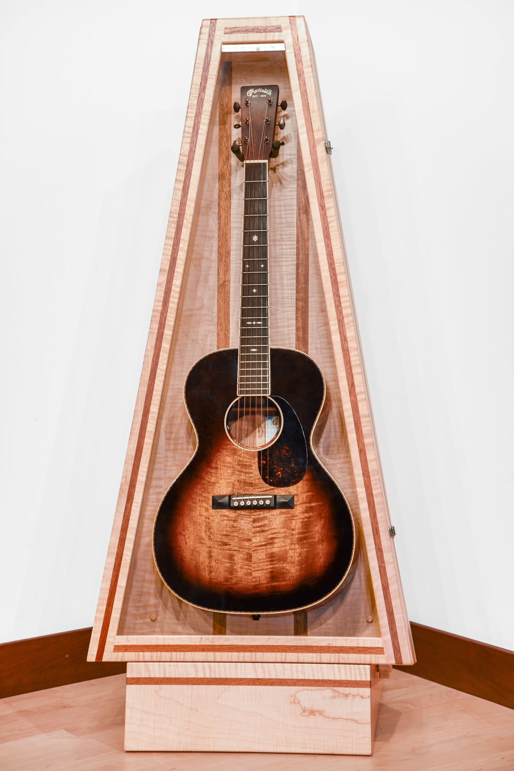 ClimaStand Triangle Humidor with Base - Flamed Maple with Mahogany Acoustic Remedy Cases