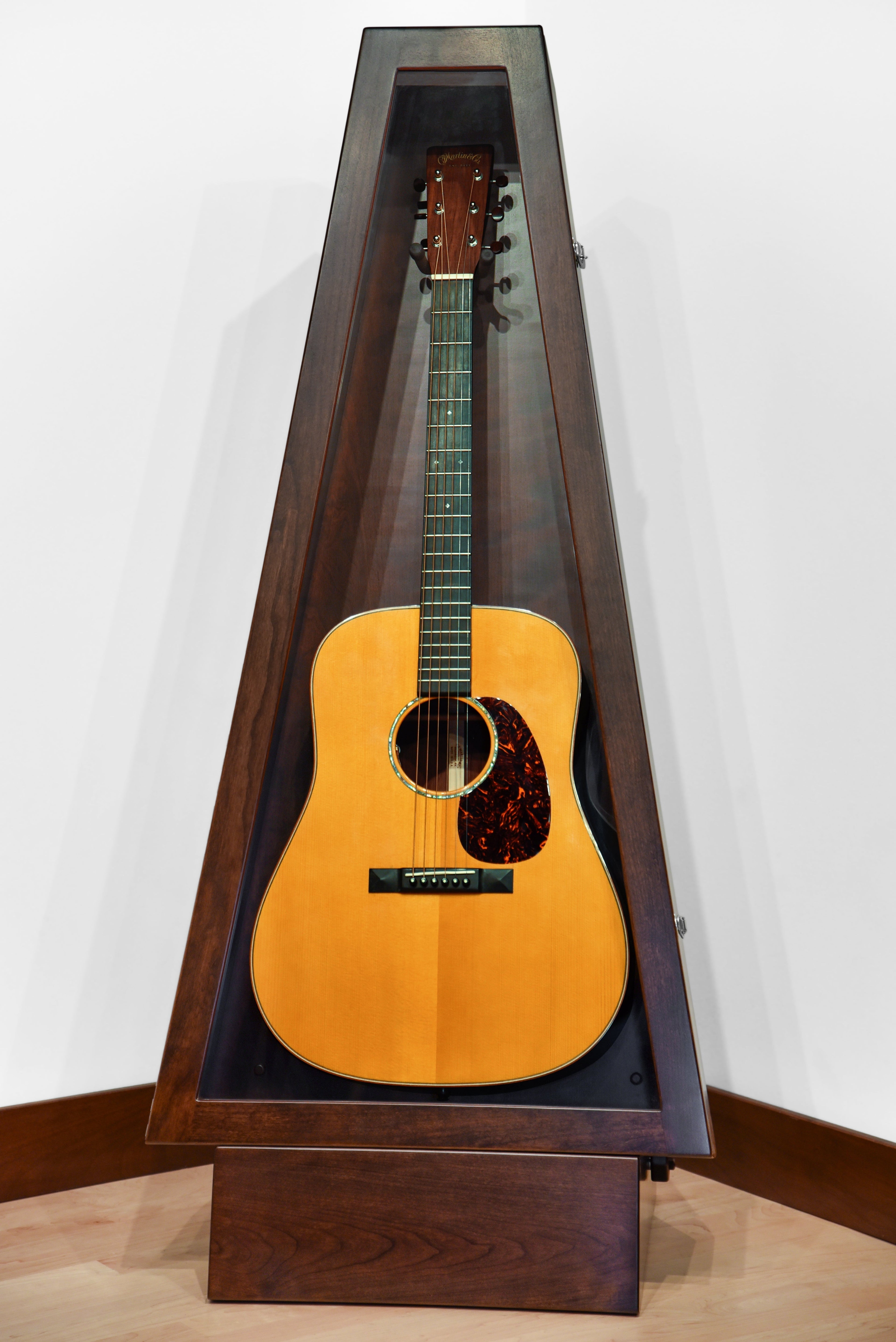 ClimaStand Triangle Humidor with Base - Cherry with Onyx Stain Acoustic Remedy Cases