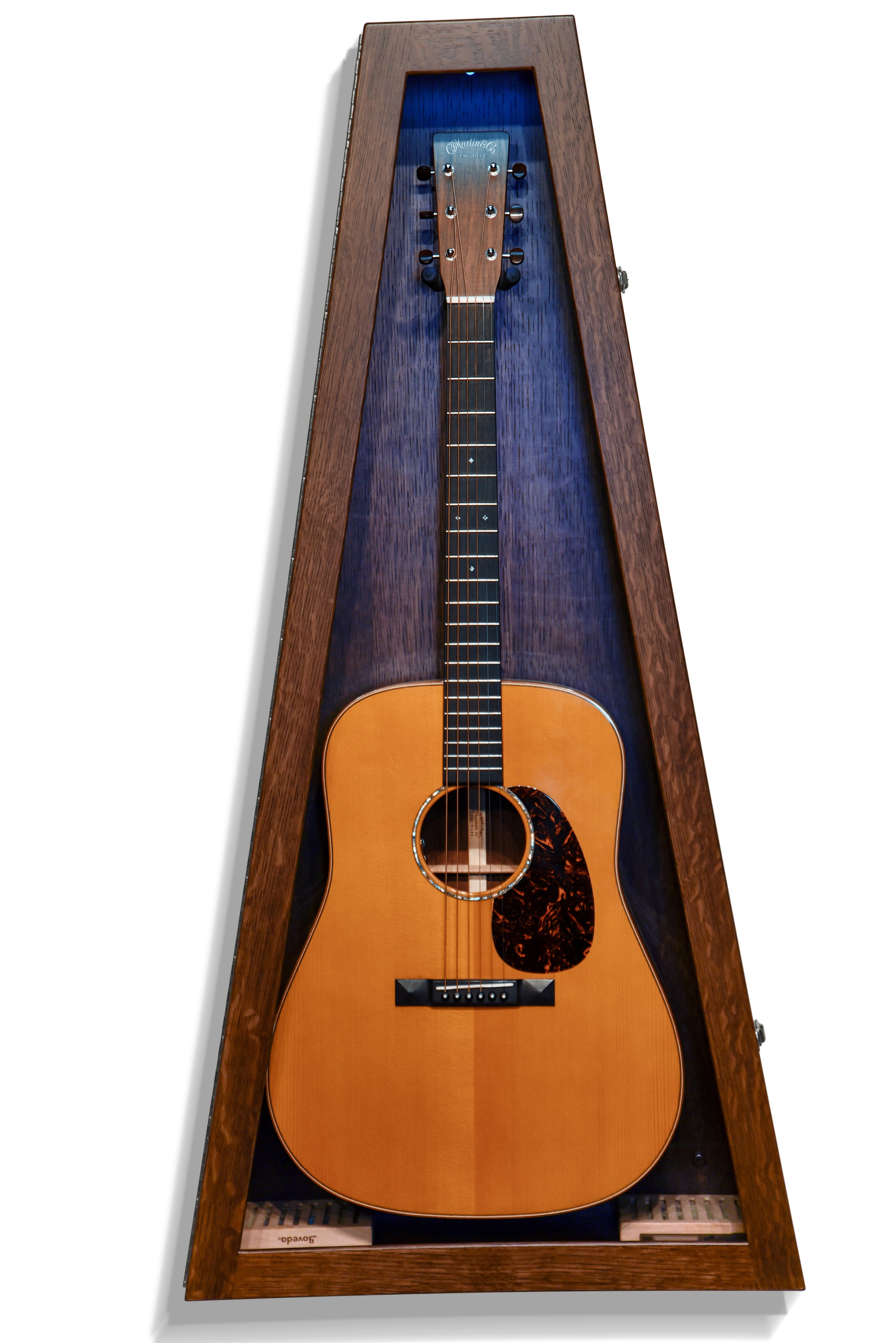 ClimaCase Triangle Humidor - Quartersawn White Oak with Onyx Stain Acoustic Remedy Cases