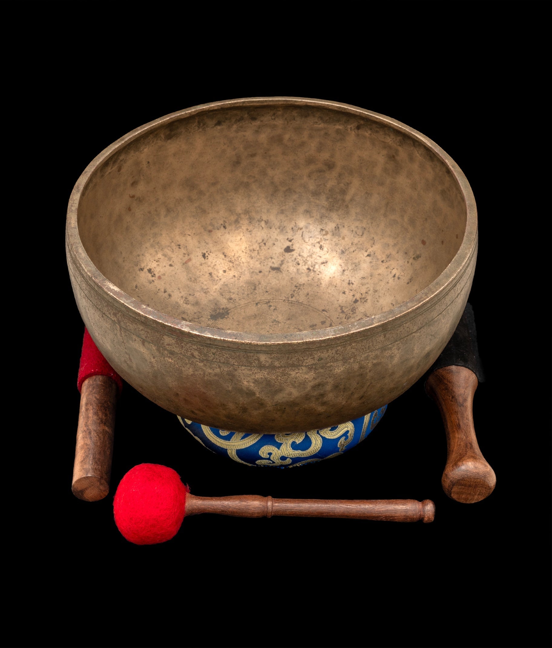 Antique Jambati Singing Bowl C 133Hz 11.25" A15859 Bodhisattva Trading Company