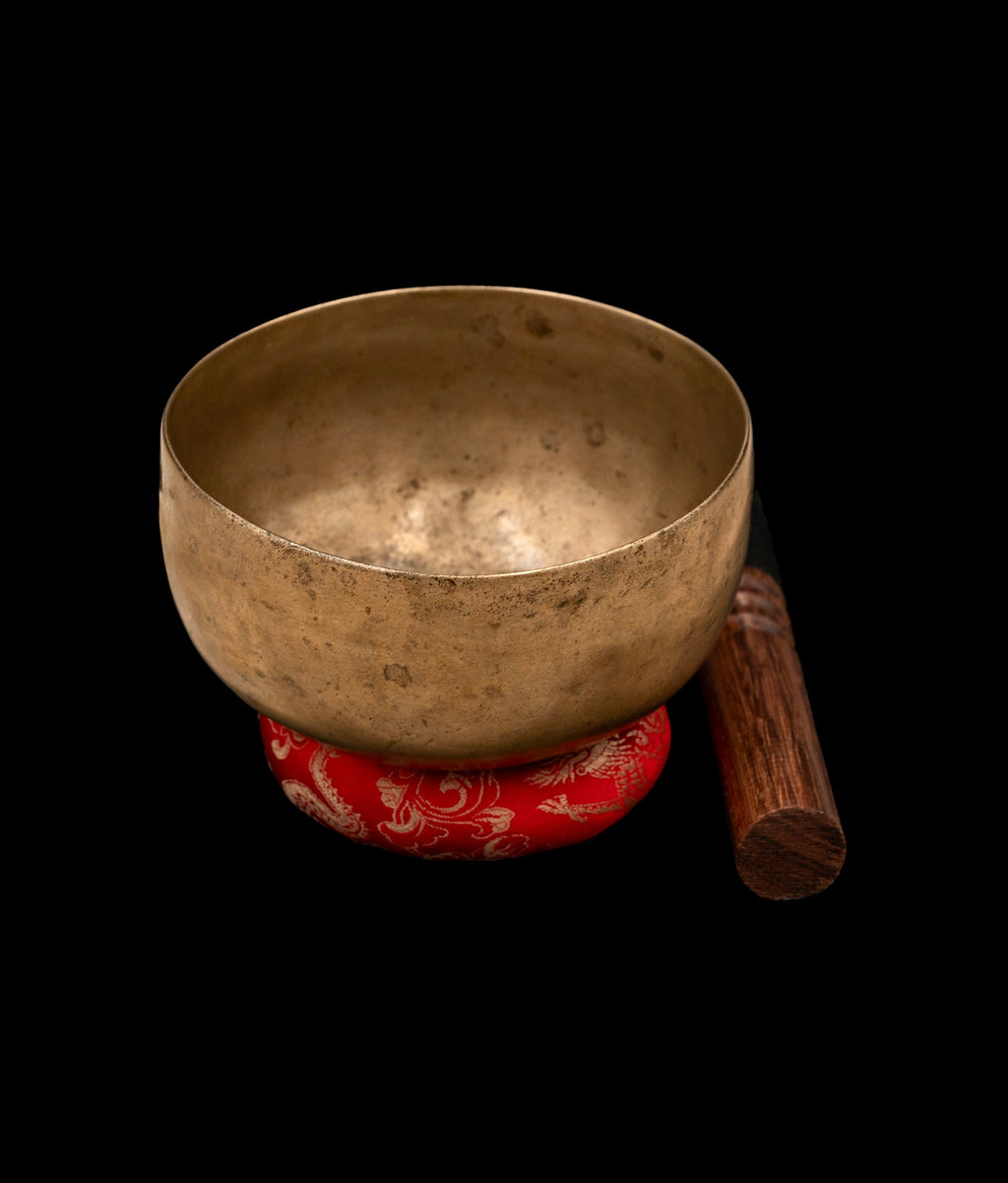 Antique Cup Thadobati Singing Bowl F4 354Hz 4.25" A16066 Bodhisattva Trading Company