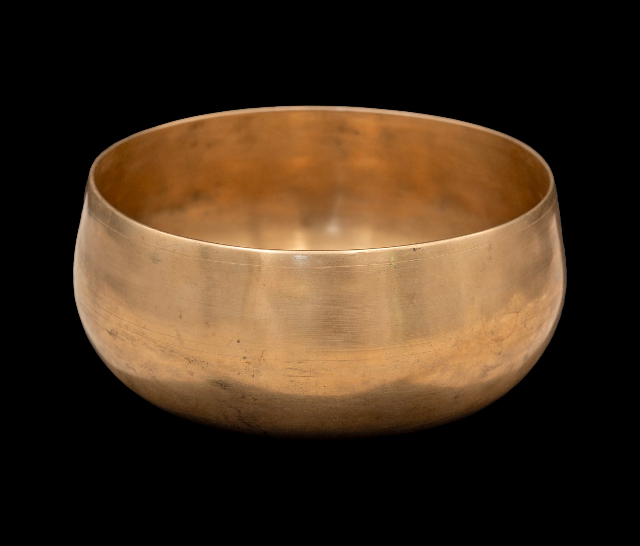 Antique Thadobati Singing Bowl D3 147Hz (Near Concert Pitch) 6 1/2" A16092 Bodhisattva Trading Company