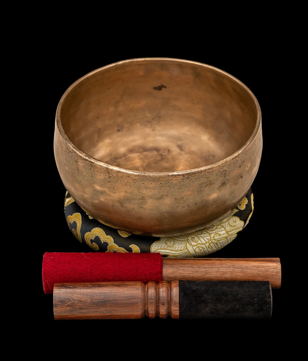 Antique, Special Thick, Void Thadobati Singing Bowl A#3 234Hz 7" A16136 Bodhisattva Trading Company
