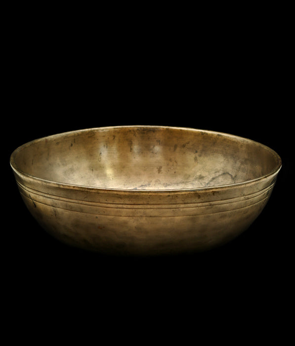 Antique Manipuri Singing Bowl  D#3 155Hz 8 1/4" A16137 Bodhisattva Trading Company