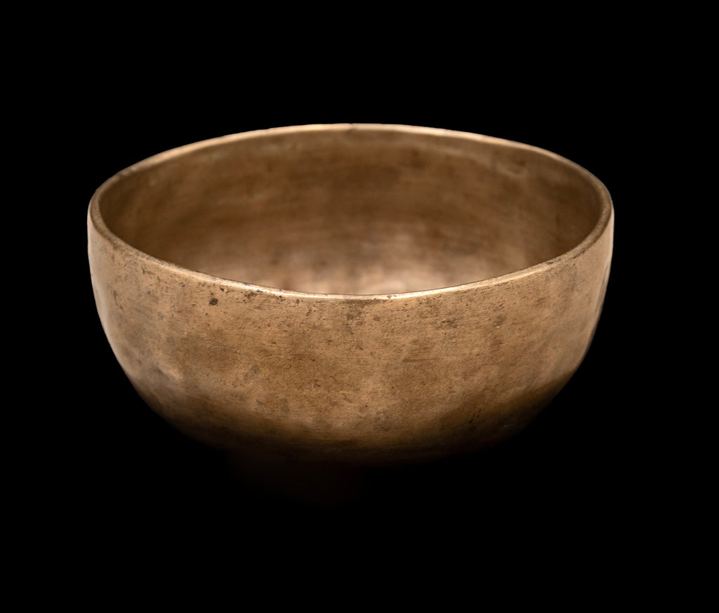 Antique Cup Thadobati Singing Bowl G#4 424Hz 4 3/4" A16147 Bodhisattva Trading Company