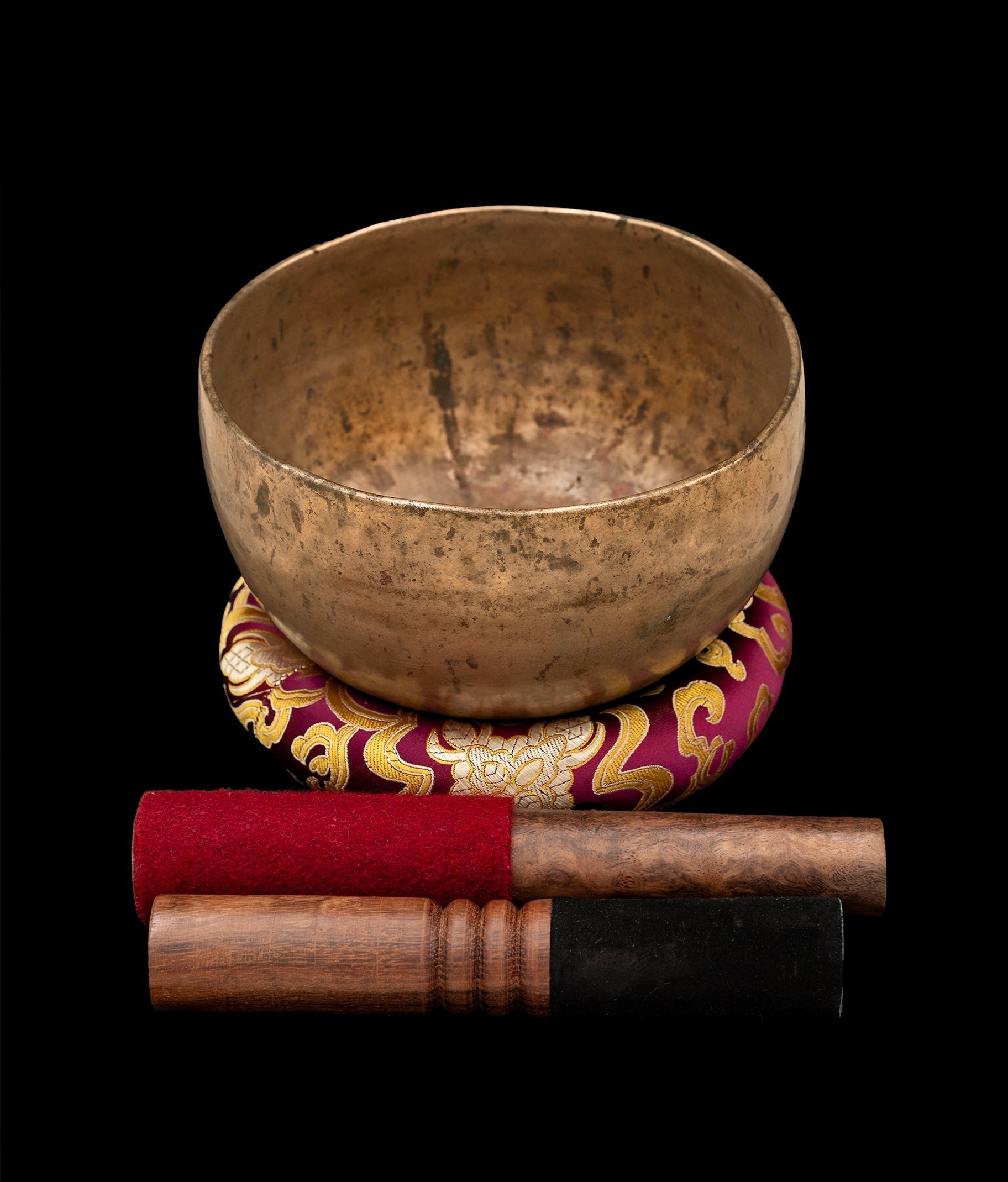 Antique Thadobati Singing Bowl A3 221Hz 6 3/4" A16158 Bodhisattva Trading Company