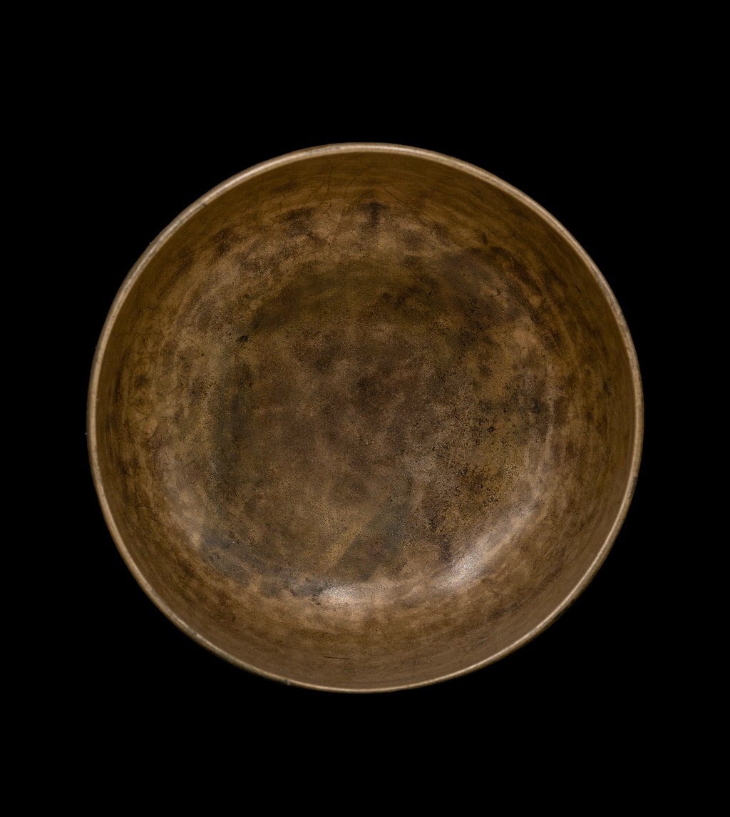 Antique Thadobati Singing Bowl F3 173Hz 7" A16293 Bodhisattva Trading Company