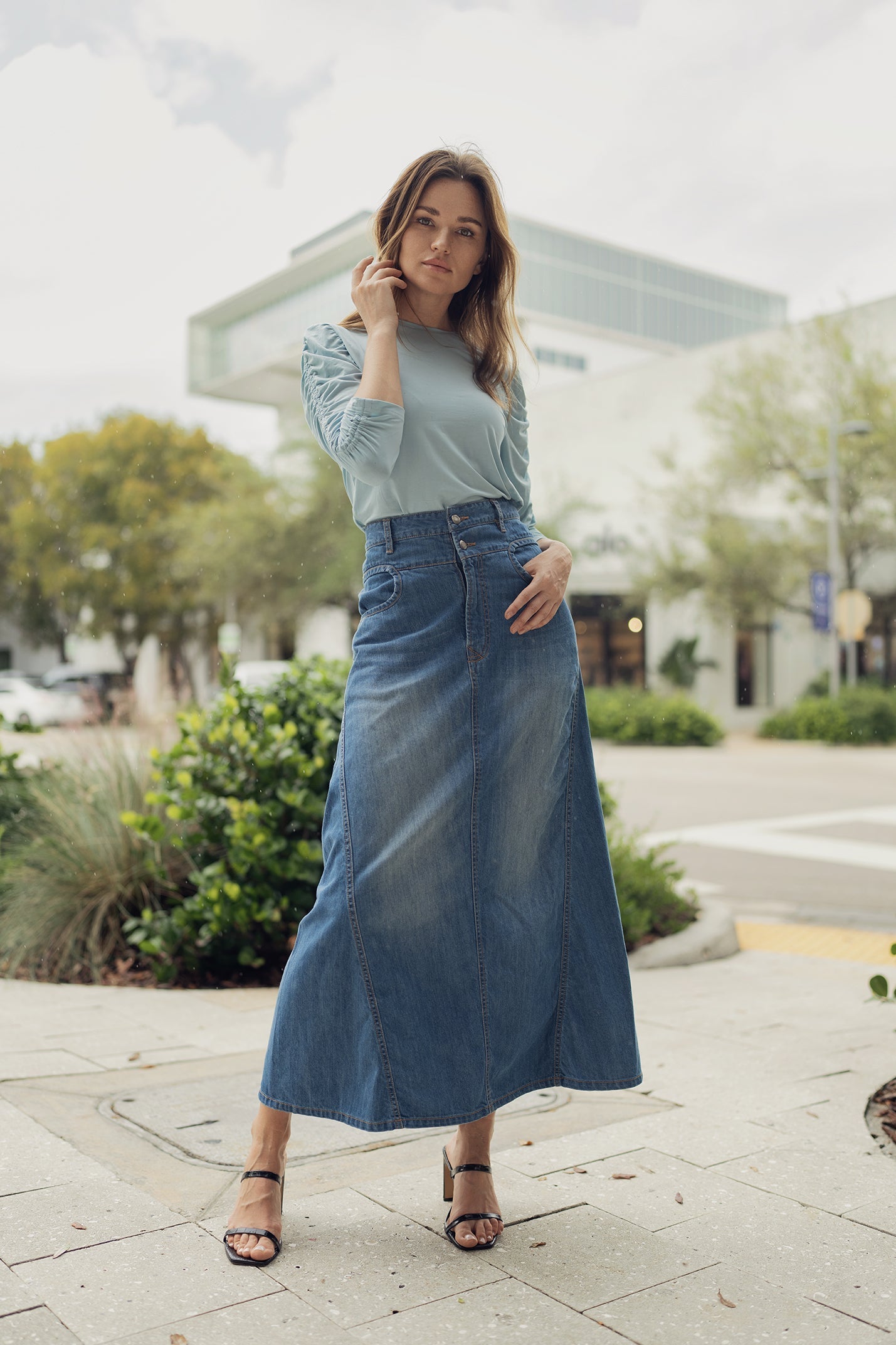 DENIM ROUND POCKET SKIRT profile-nyc