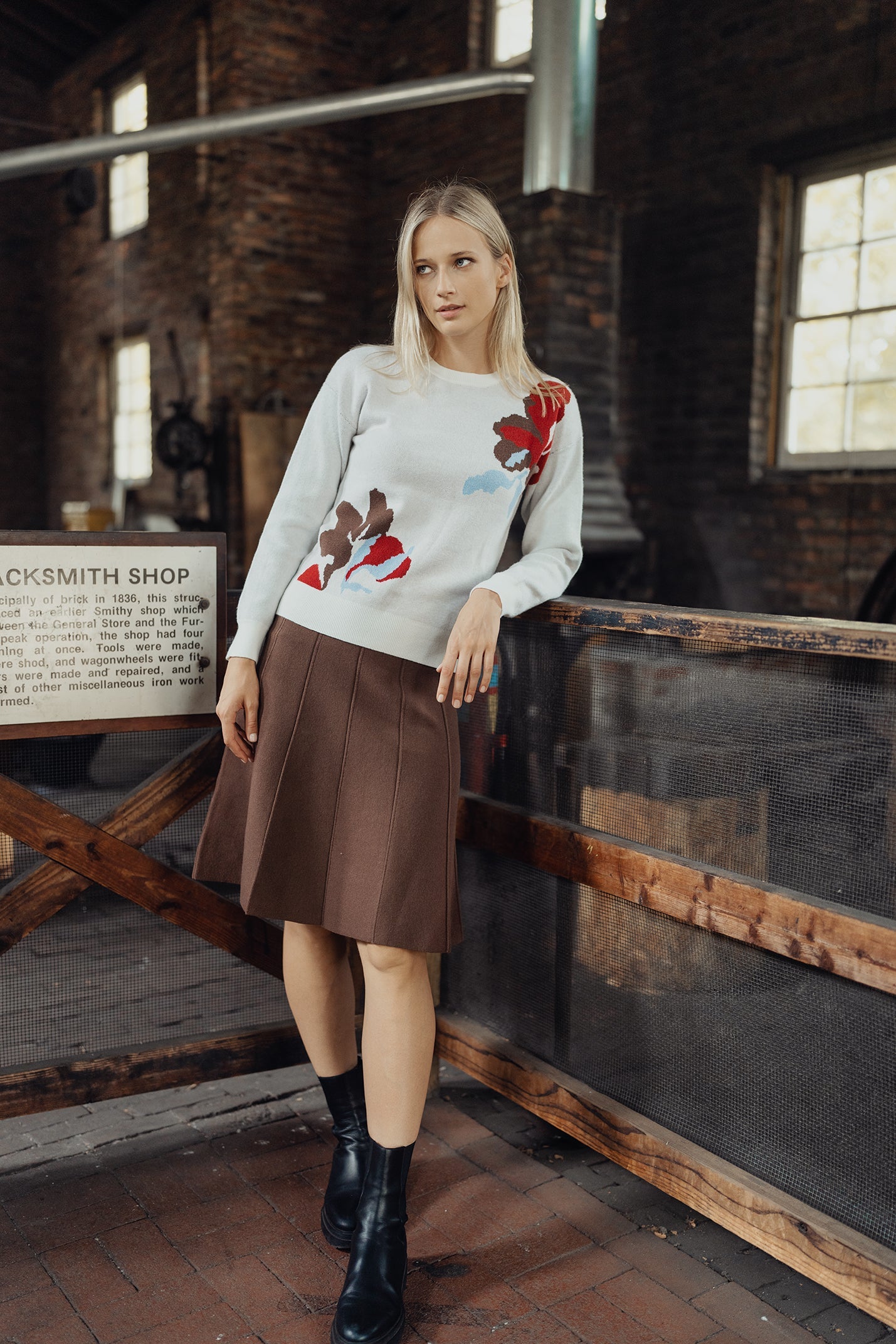 SEAM SKIRT profile-nyc