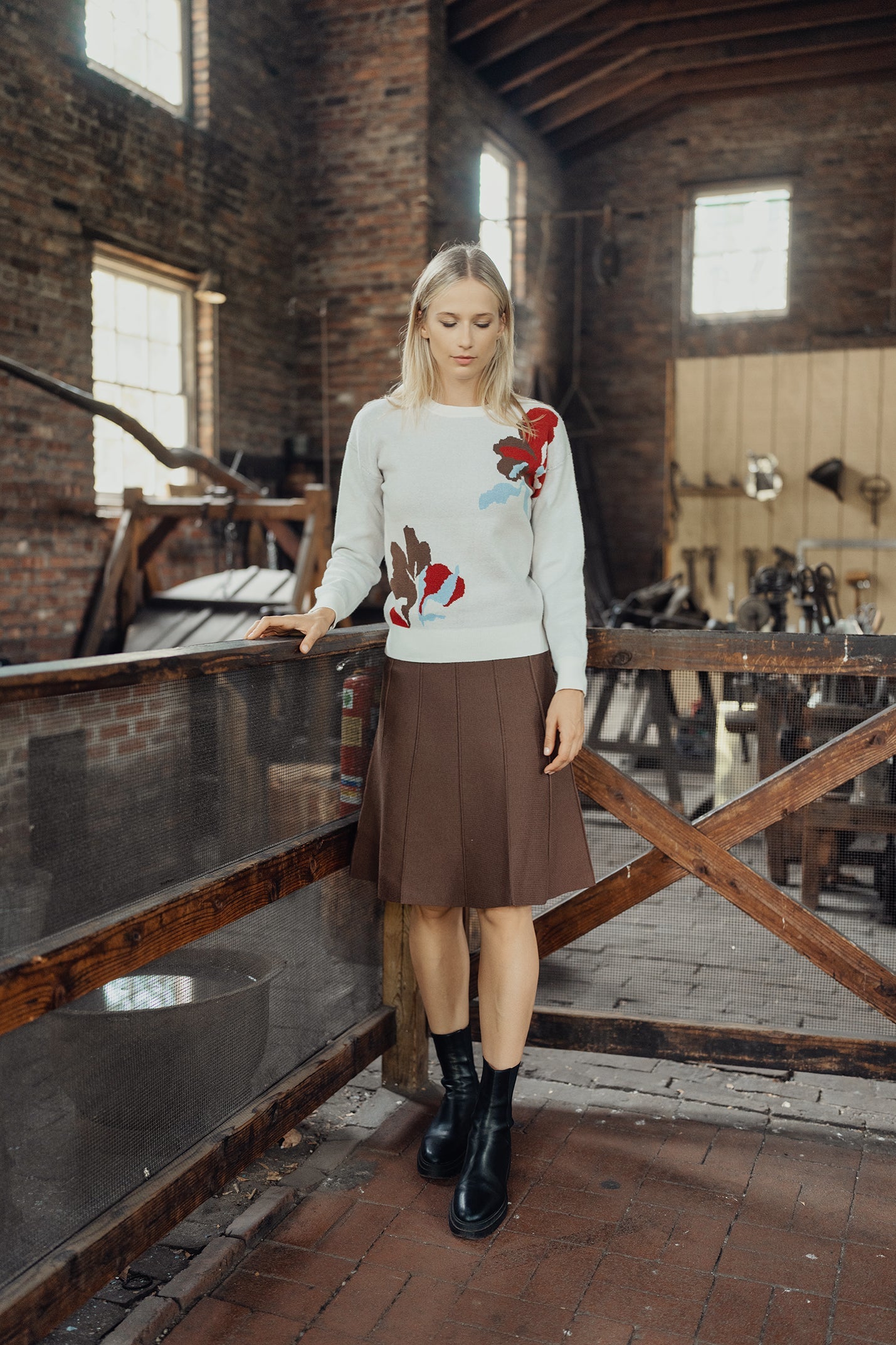 SEAM SKIRT profile-nyc