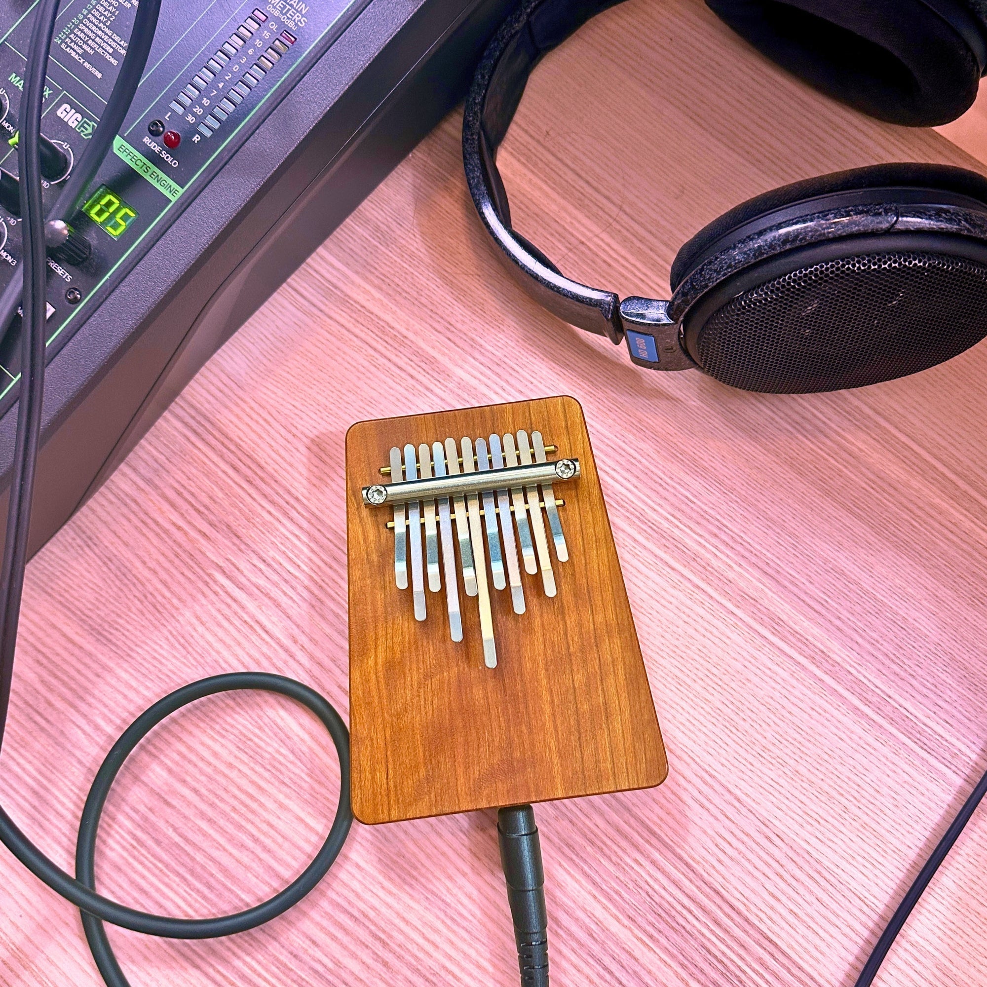Hokema - B11  Kalimba Melody  Electro WePlayWellTogether