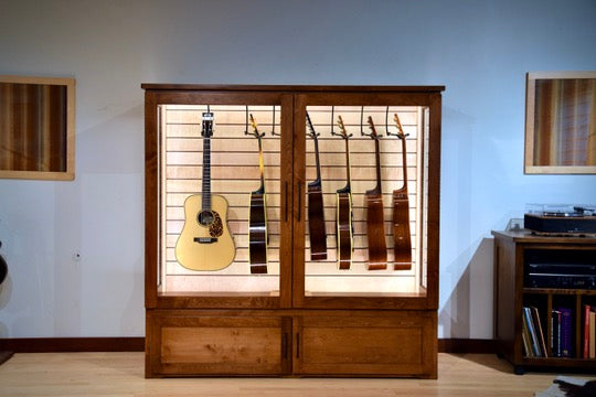 ClimaCab Grand+ | Maple with Boston Stain and Natural Flame Maple Accents Acoustic Remedy Cases