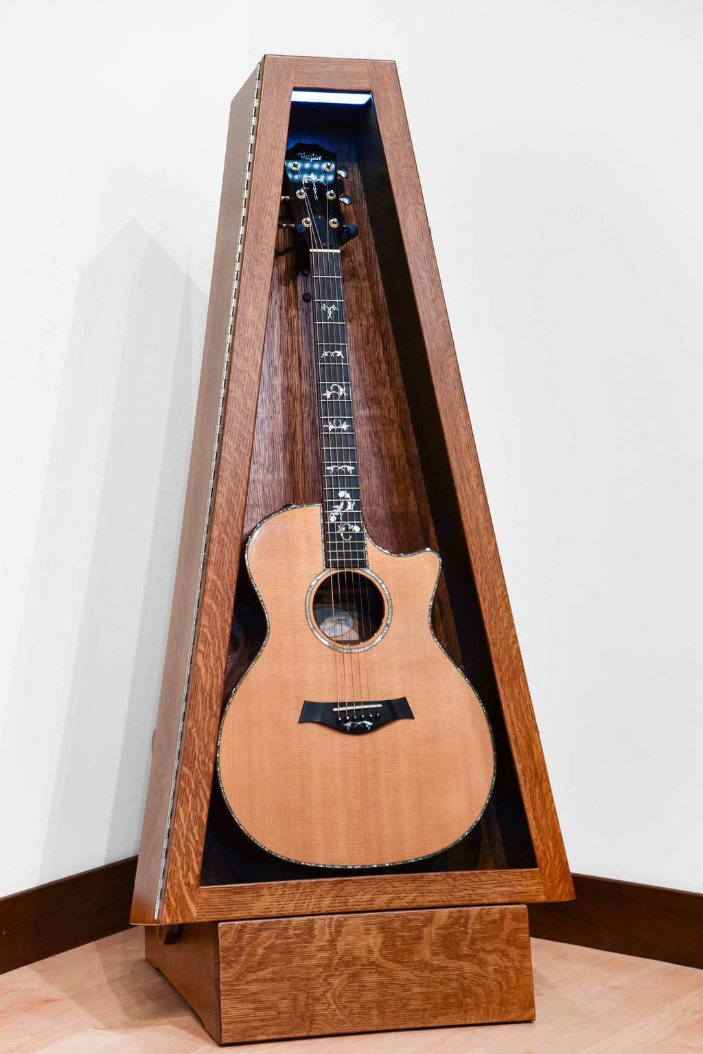 ClimaStand Triangle Humidor with Base - Quartersawn White Oak with Boston Stain Acoustic Remedy Cases