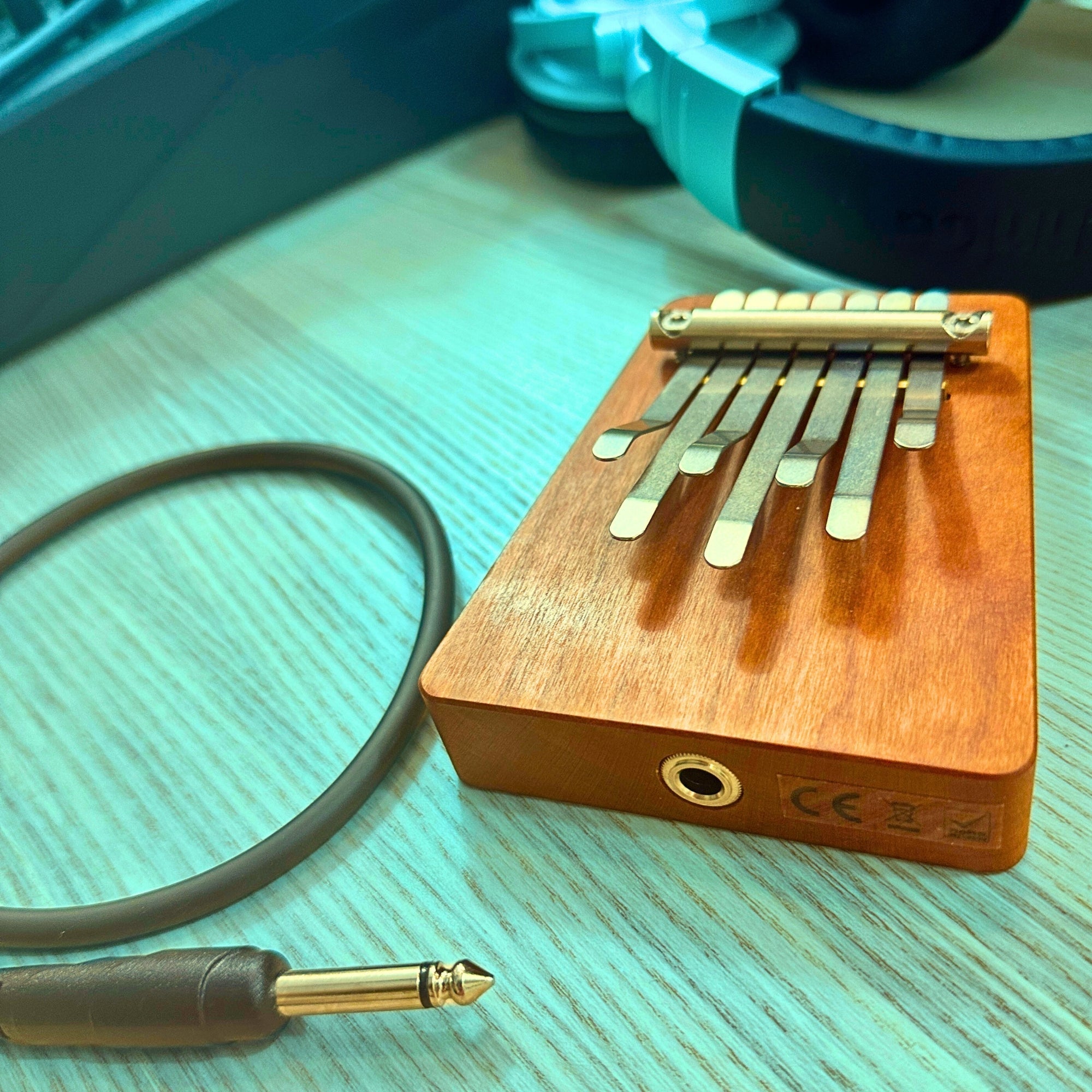 Hokema - B7 Kalimba Electro WePlayWellTogether