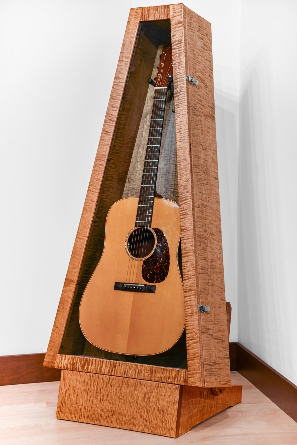 ClimaStand Triangle Humidor with Base - Flamed Maple With Provincial Stain Acoustic Remedy Cases