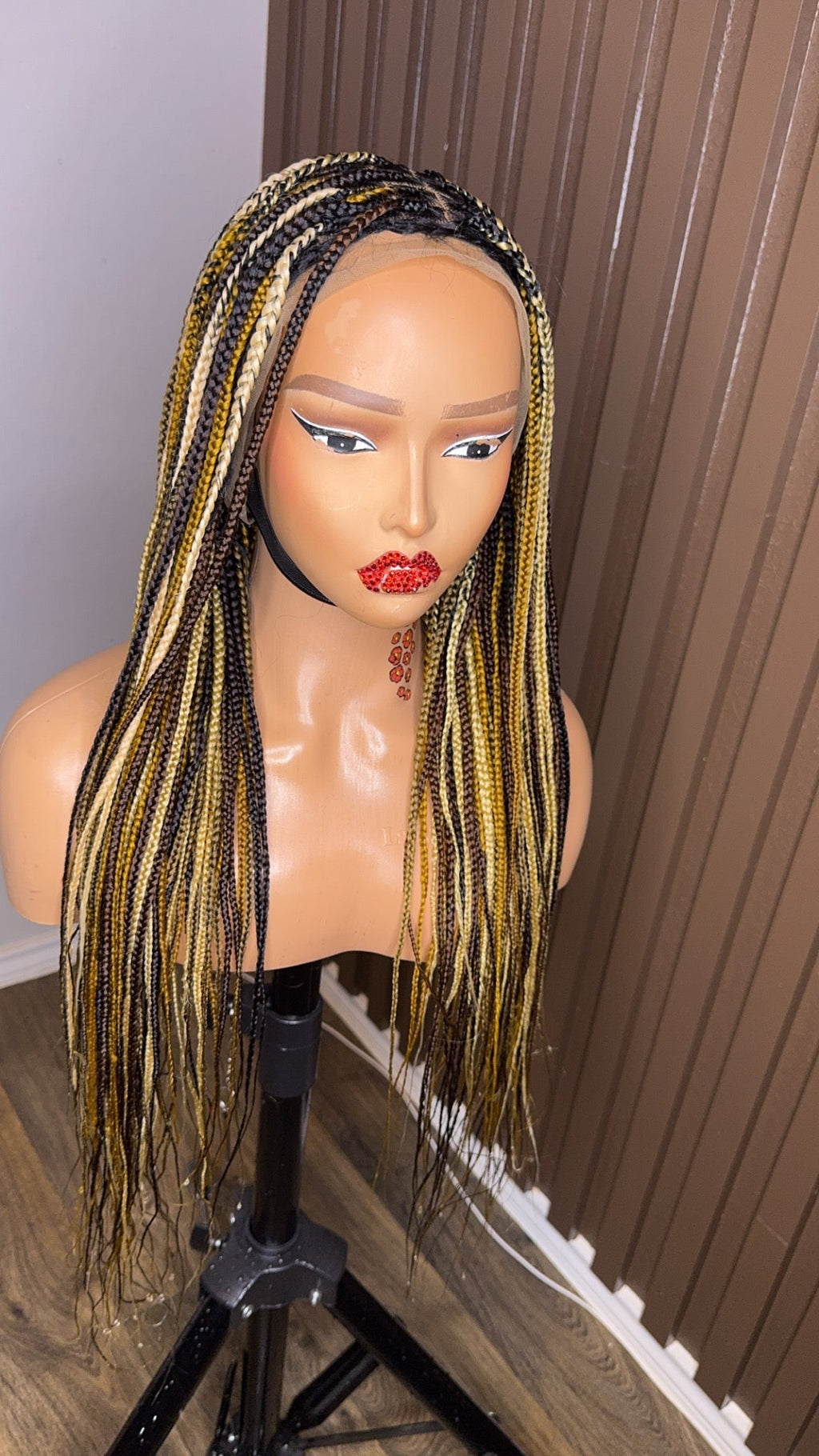 22 inches 613/27 knotless braided wig HOL stores