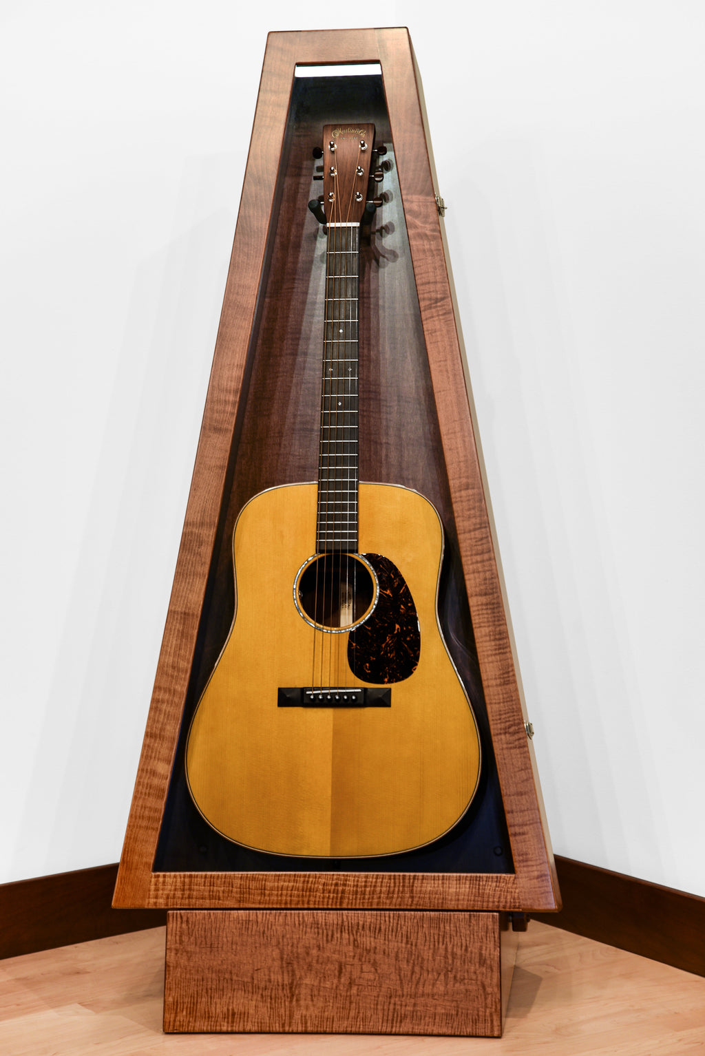 ClimaStand Triangle Humidor with Base - Flamed Maple with Boston Stain Acoustic Remedy Cases