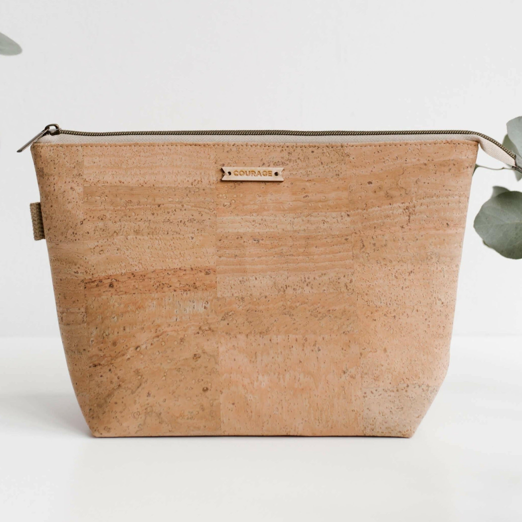 ADVENTURER cosmetics bag | NATURAL Carry Courage