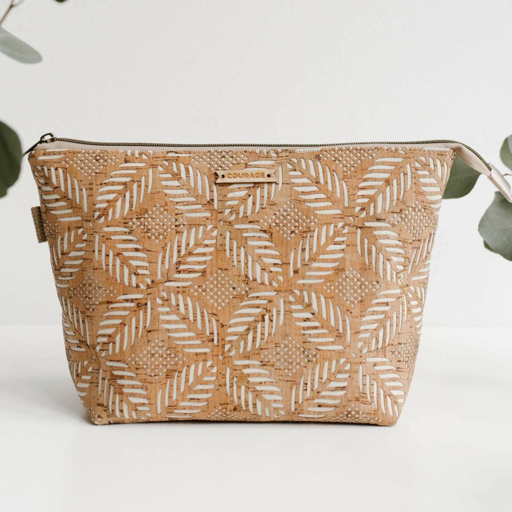 ADVENTURER cosmetics bag | CREAM Carry Courage