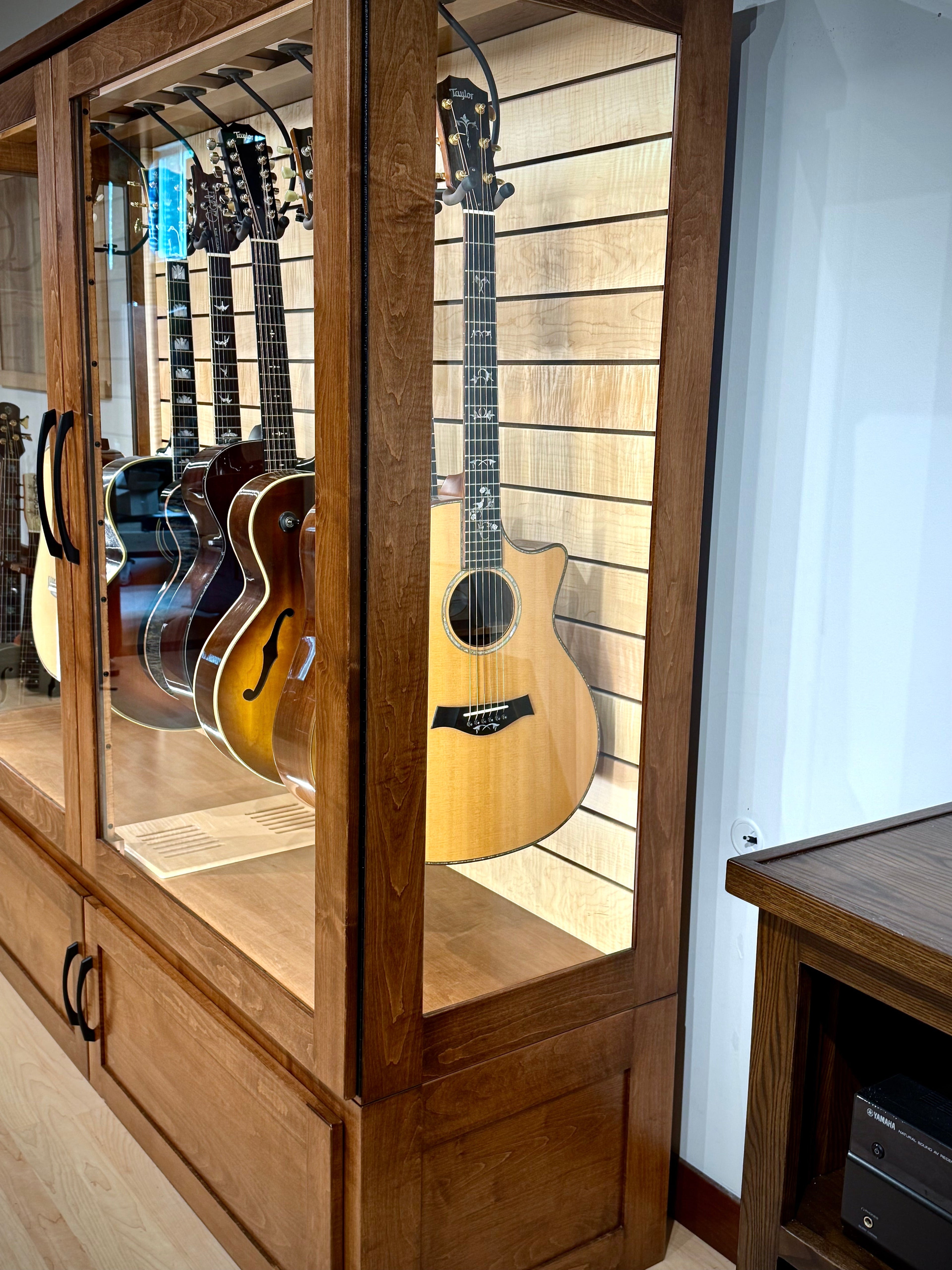 ClimaCab Grand+ | Maple with Boston Stain and Natural Flame Maple Accents Acoustic Remedy Cases