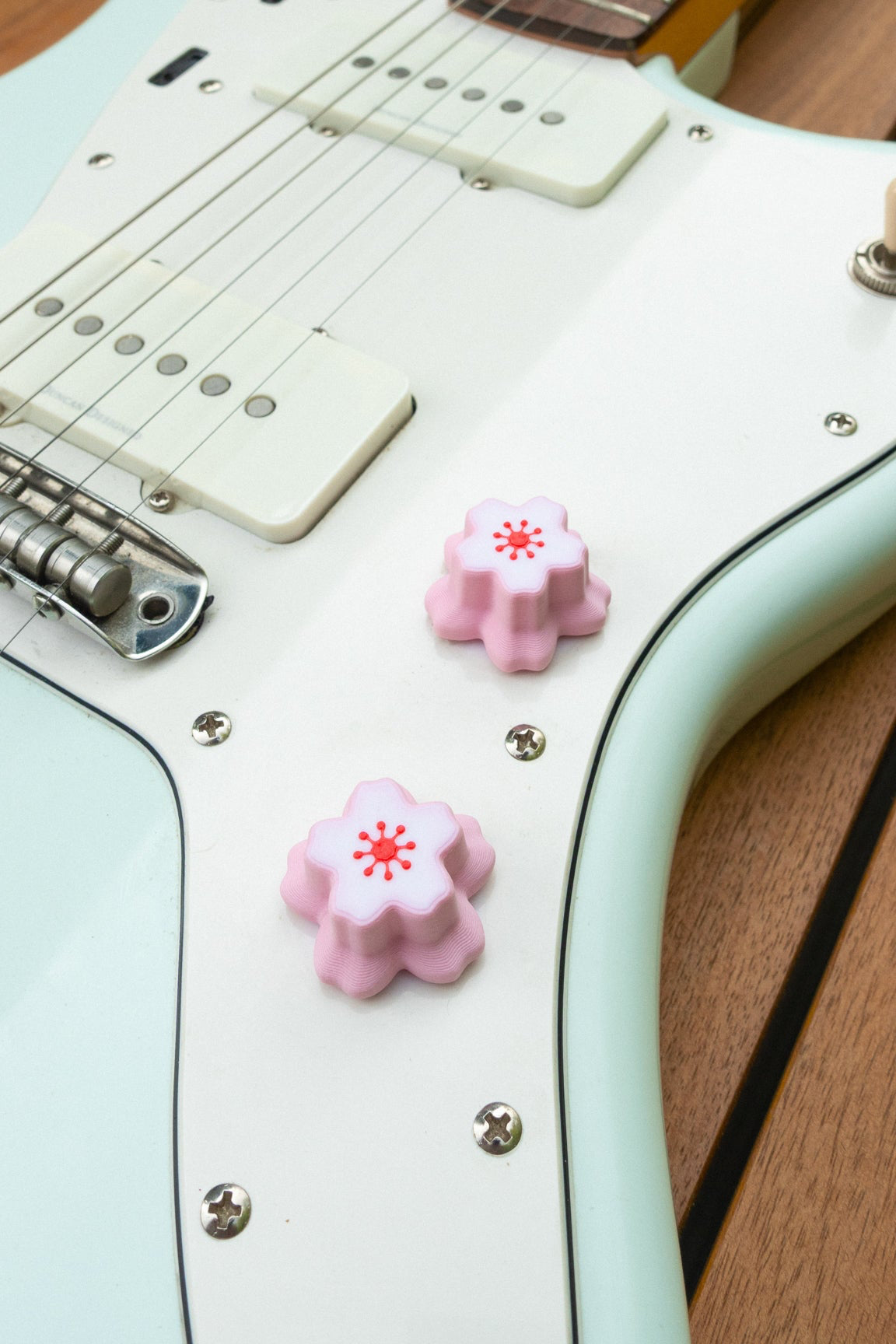 Cherry Blossom Guitar Knob Twist Tone