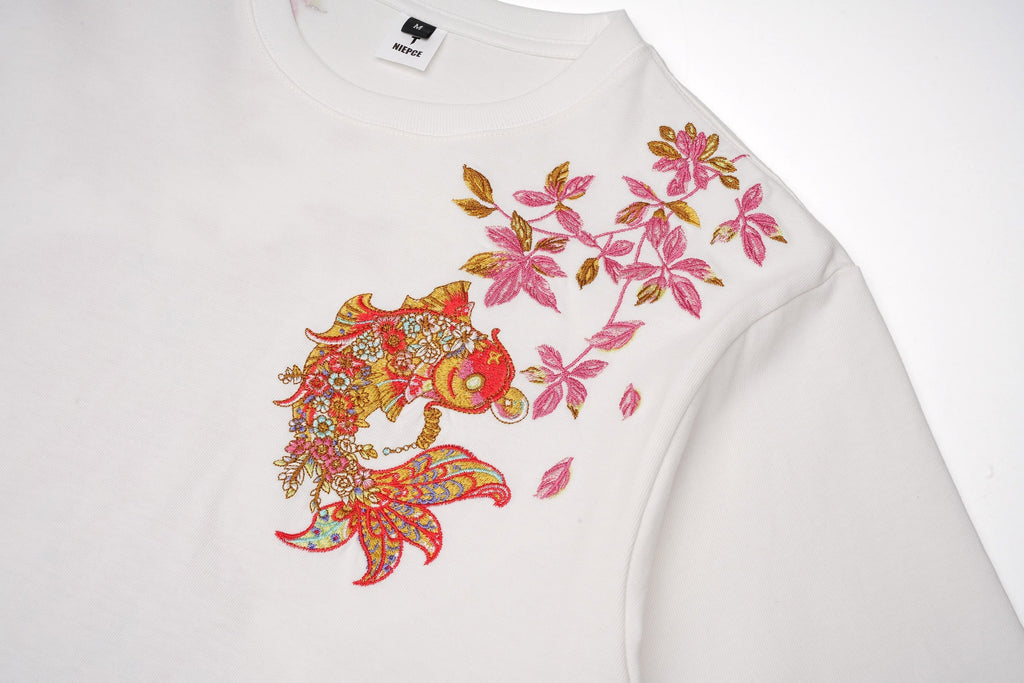 ET522 Gold Coin Koi Embroidered Tee Niepce