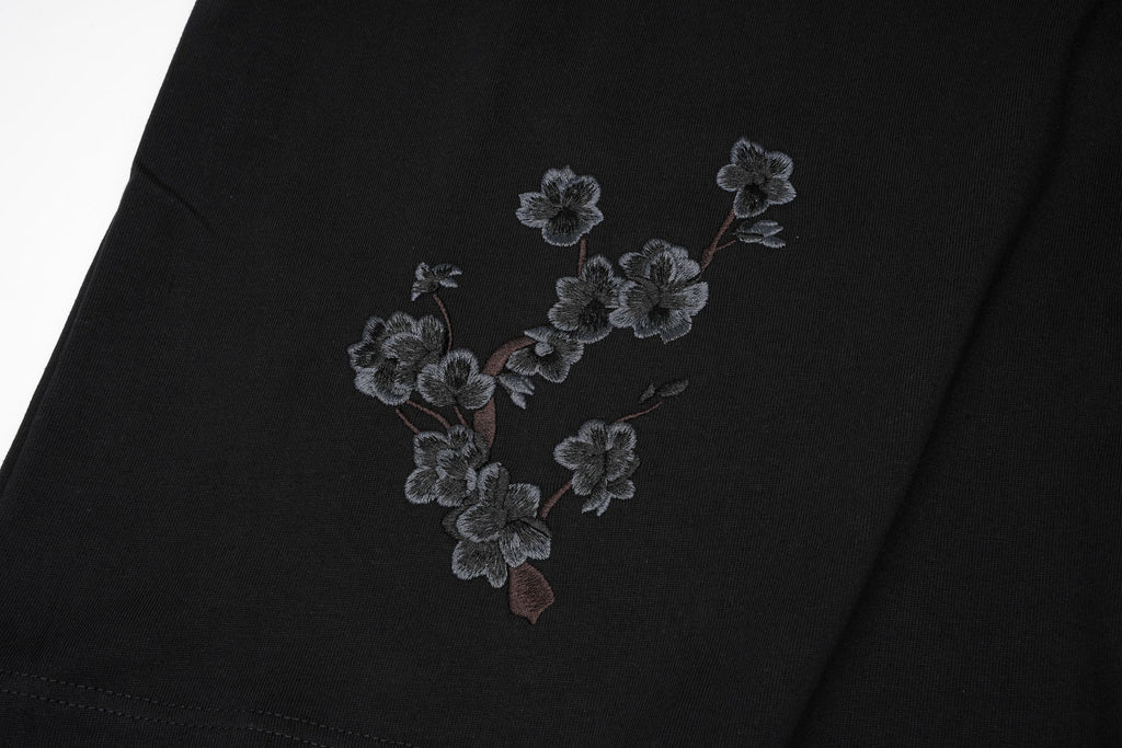 ET524 Moon Fox Embroidered Tee Niepce