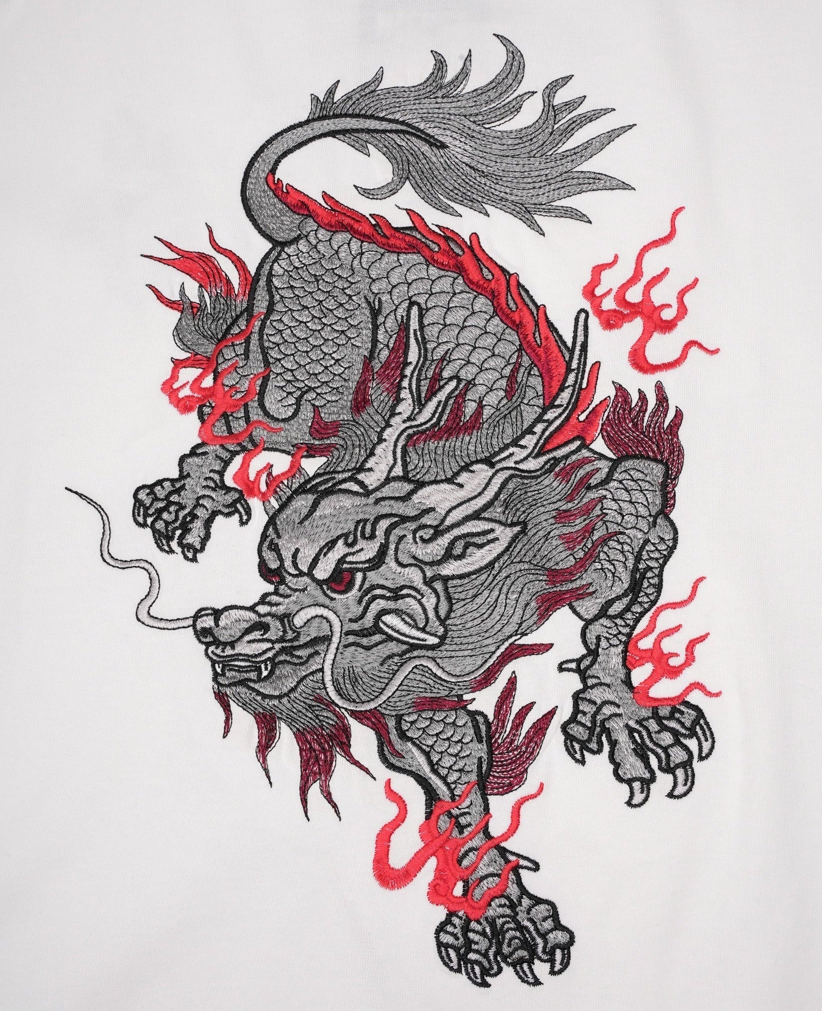 ET525 Kirin Embroidered Tee Niepce